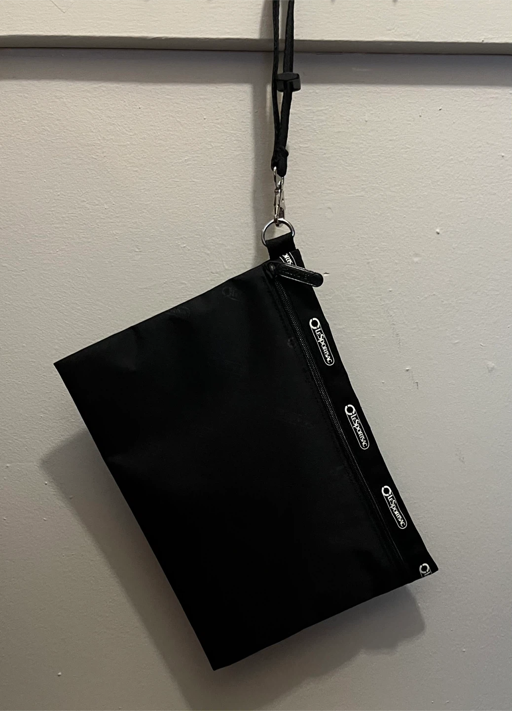 LeSportsac Black Wristlet - photo 3
