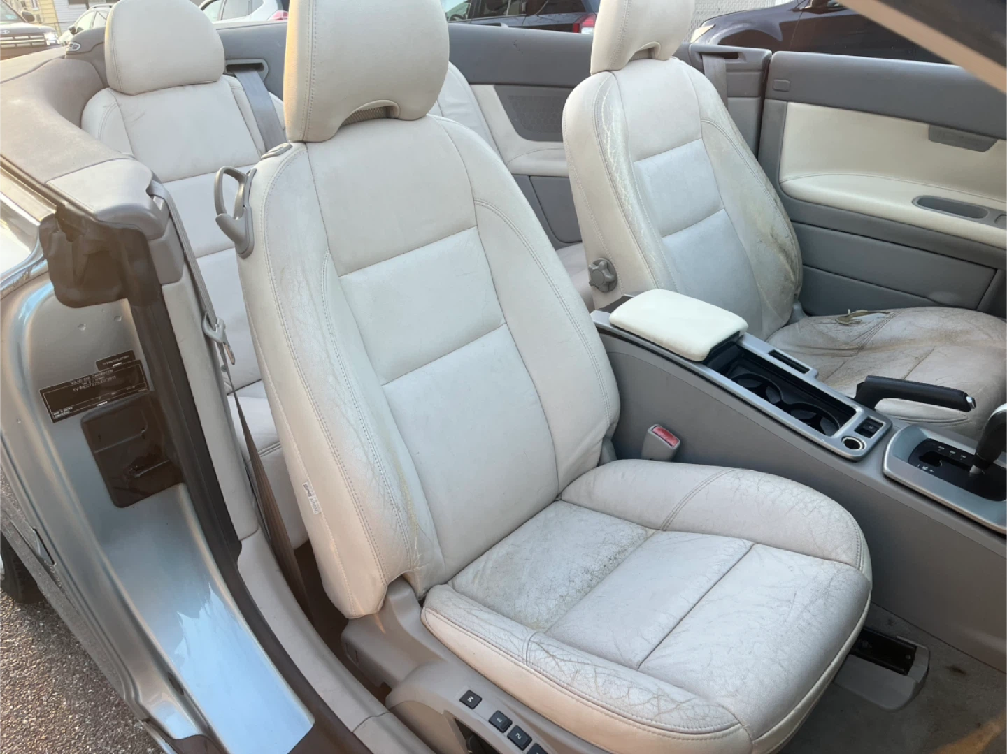 2009 VOLVO C-70 Convertible  2.5L - photo 5