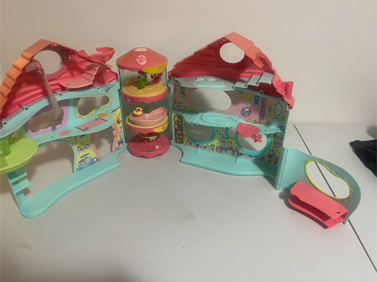 Littlest Pet Shop Playset - photo 2