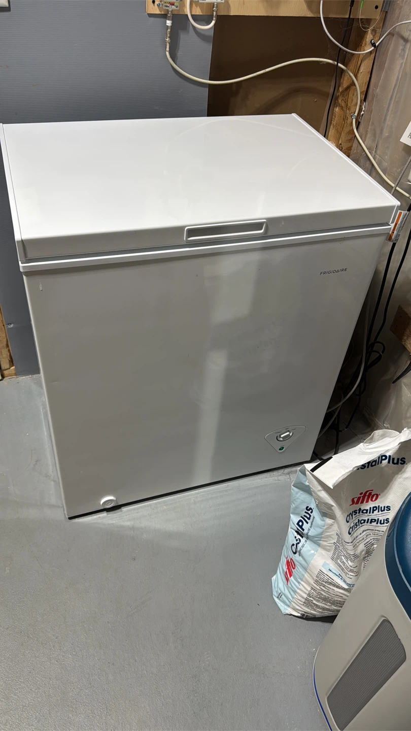 Frigidaire Chest Freezer