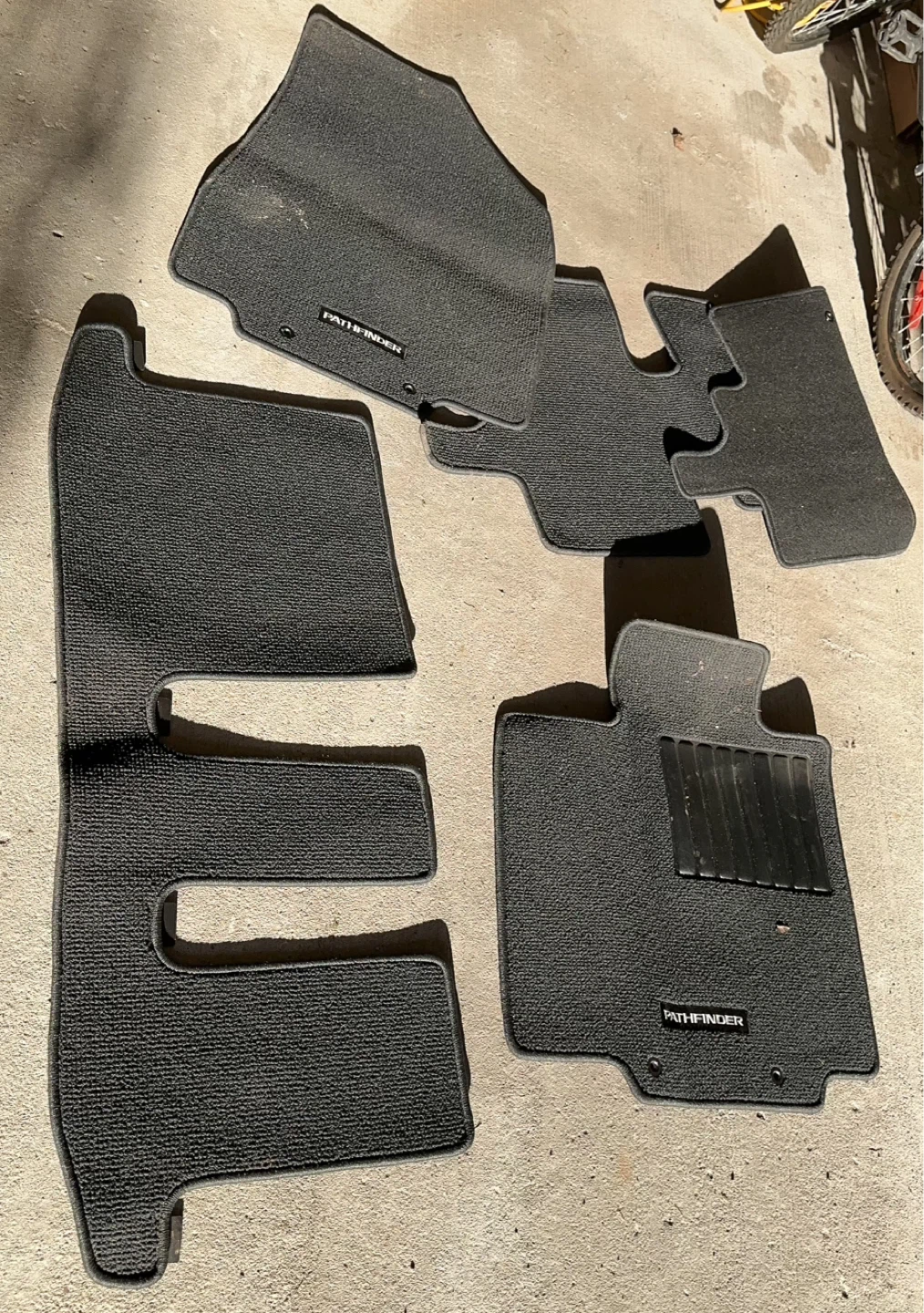 Nissan Pathfinder Floor Mats - Full Set