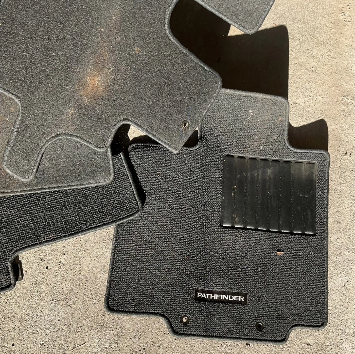 Nissan Pathfinder Floor Mats - Full Set - photo 5