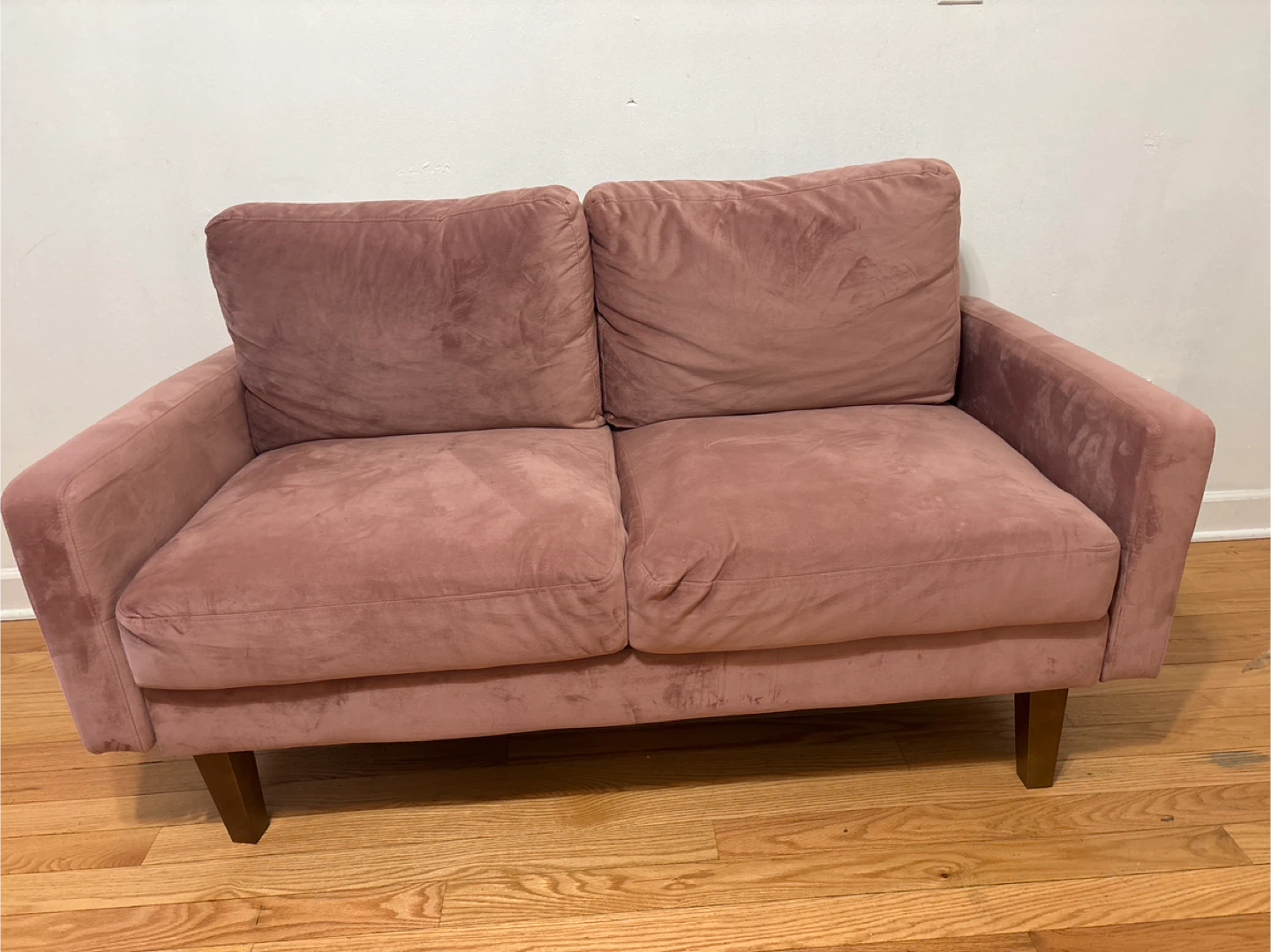 Pink couch good condition. Garage pick up