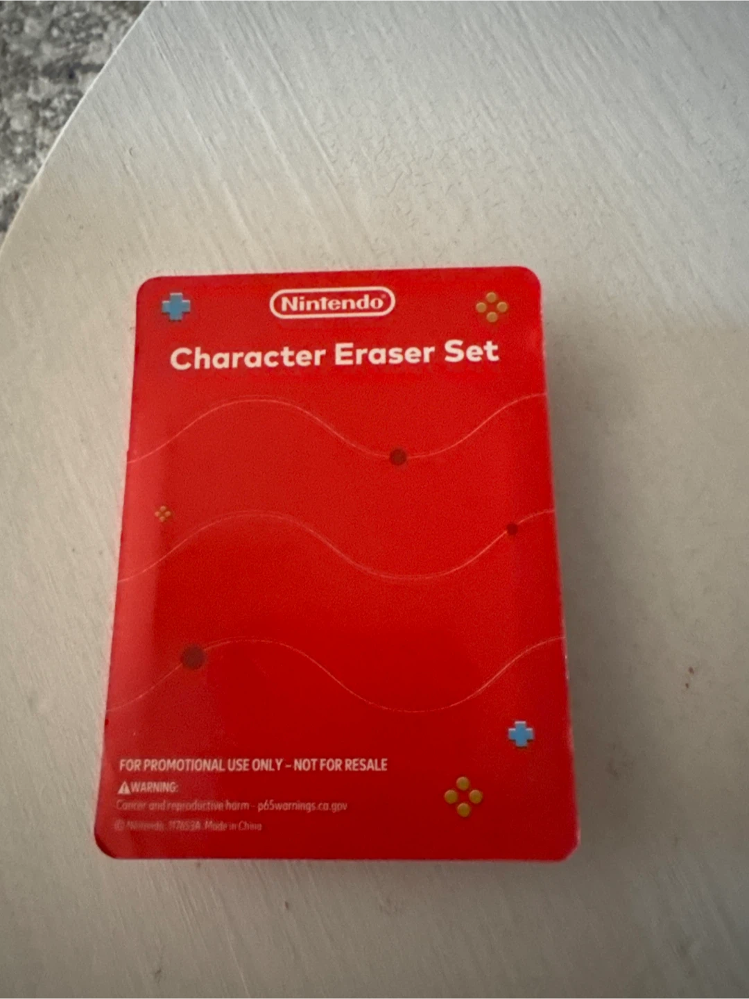 Nintendo Character Eraser Set 6+ - photo 2