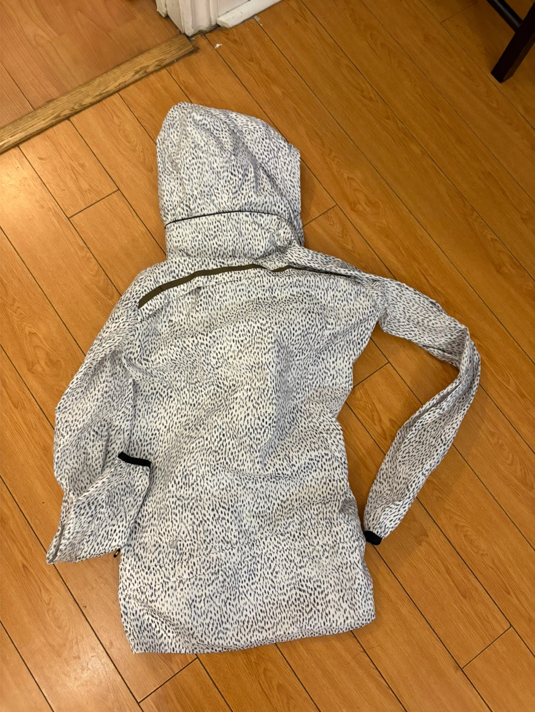 Lululemon Jacket - Size 6 🧡 - photo 3