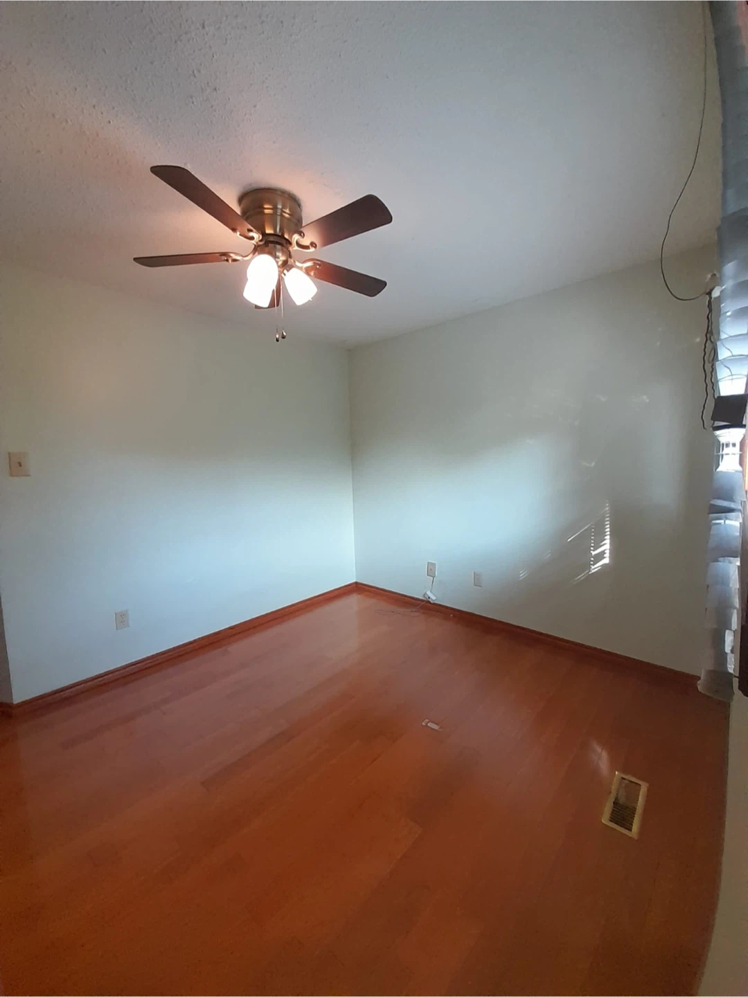Private room for Girl(upper floor) - photo 3