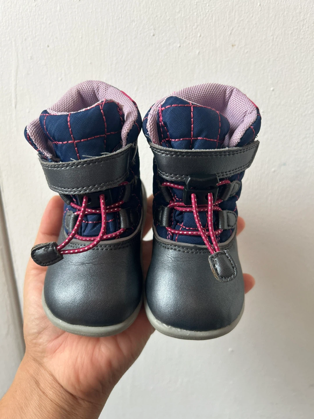 Kai waterproof baby boots size 5