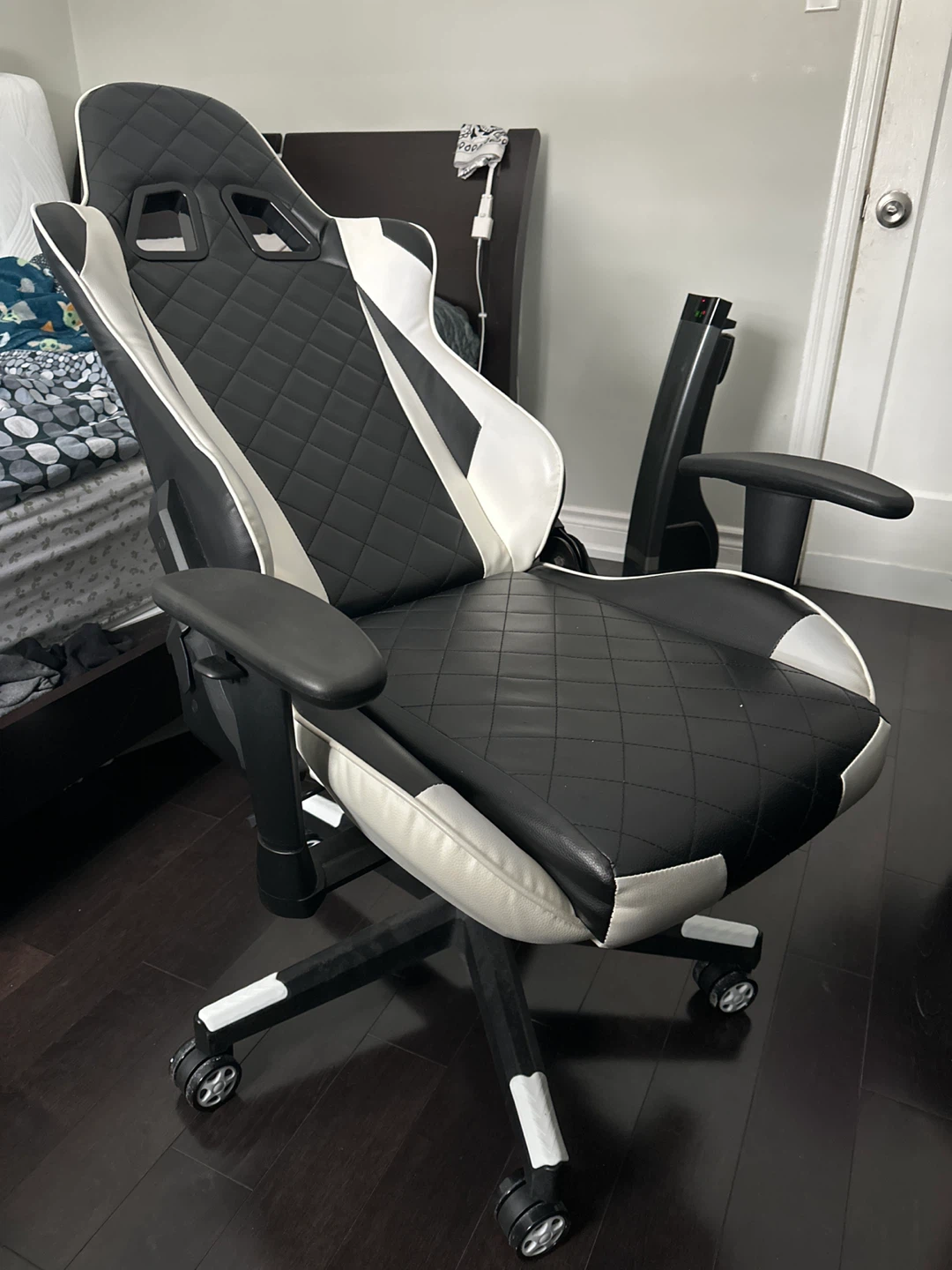 Black & White Gaming Chair - photo 2