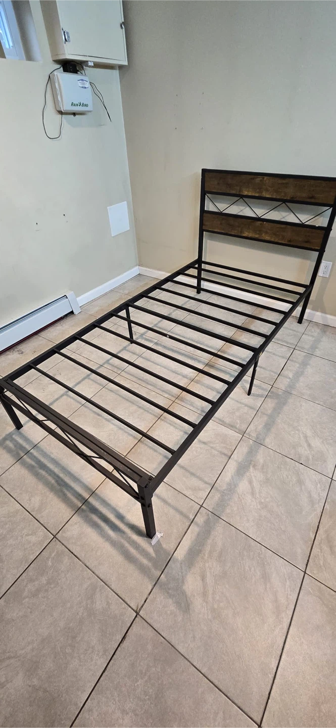 Twin Size Bed Frame with Headboard - photo 2