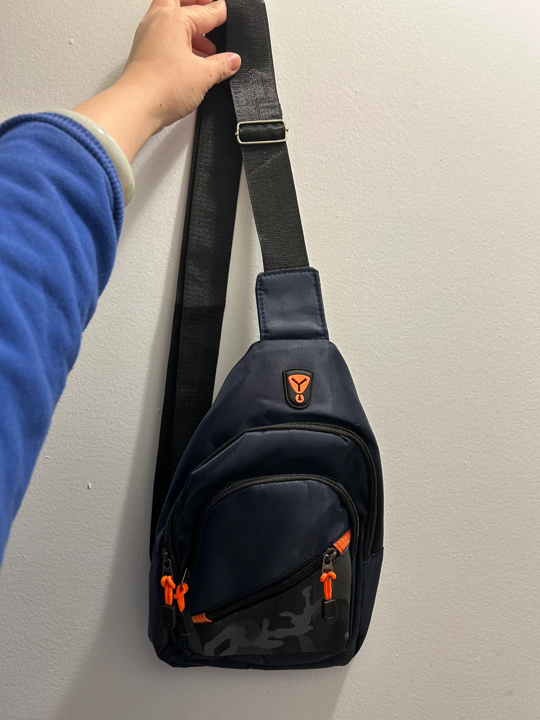 Brand New Men’s Camo Sling Bag – Crossbody Chest Pack - photo 2