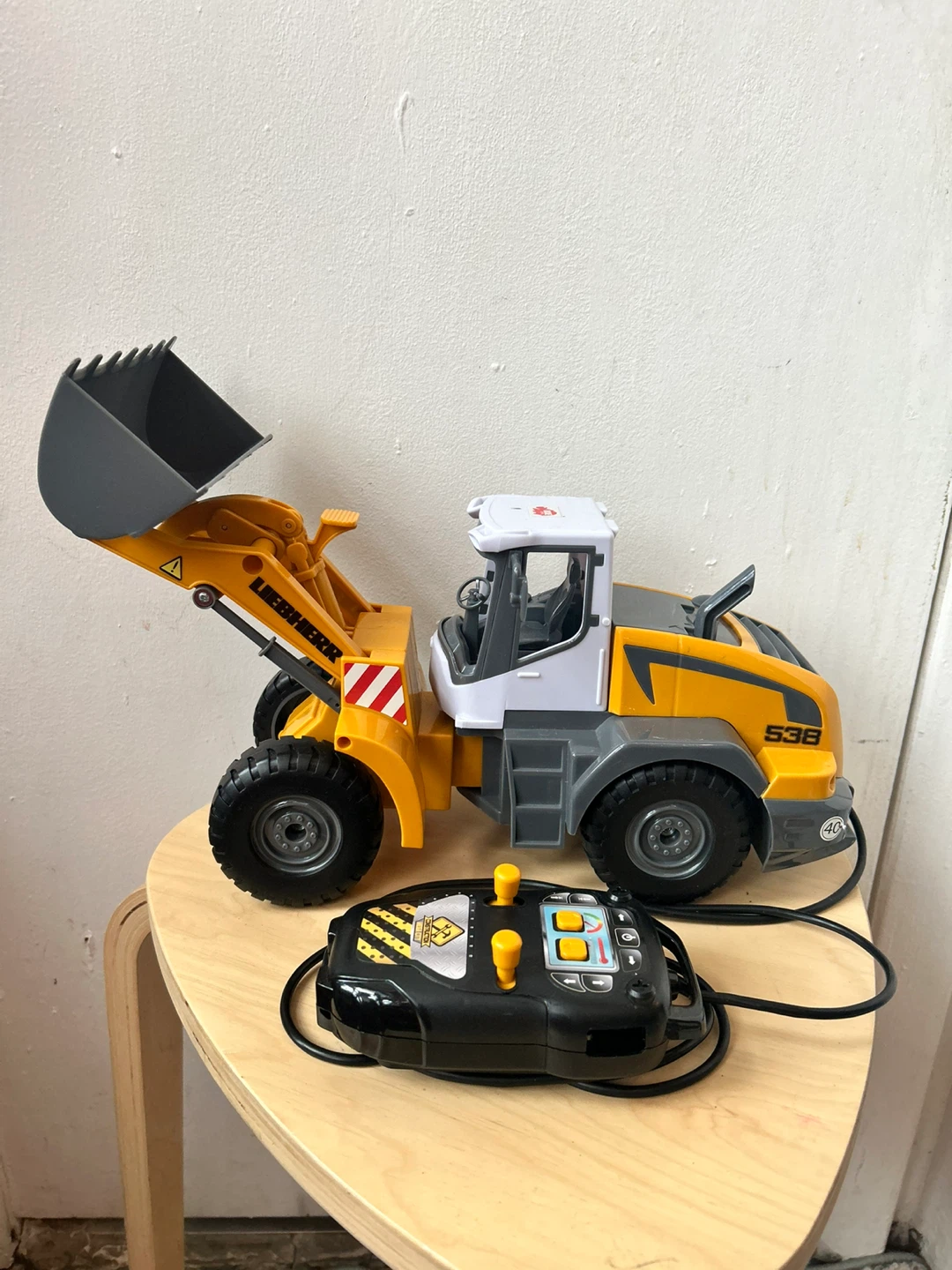 vintage wired Remote Control digger makes sounds