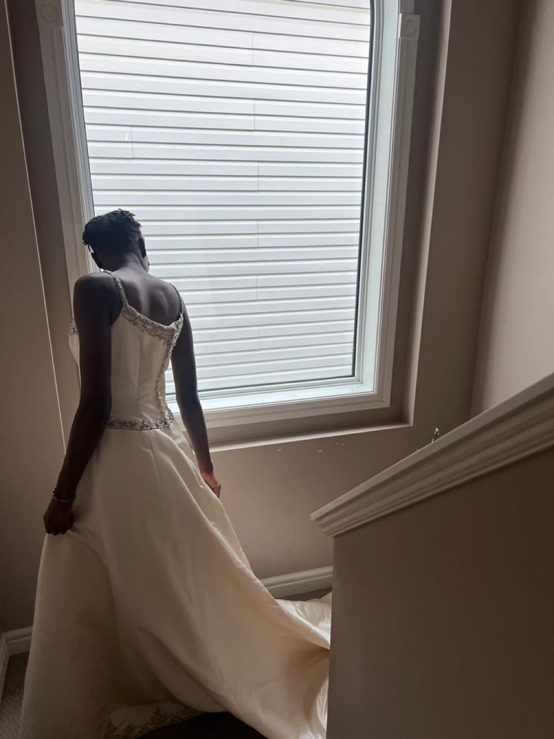 Wedding Dress - Ivory - photo 5
