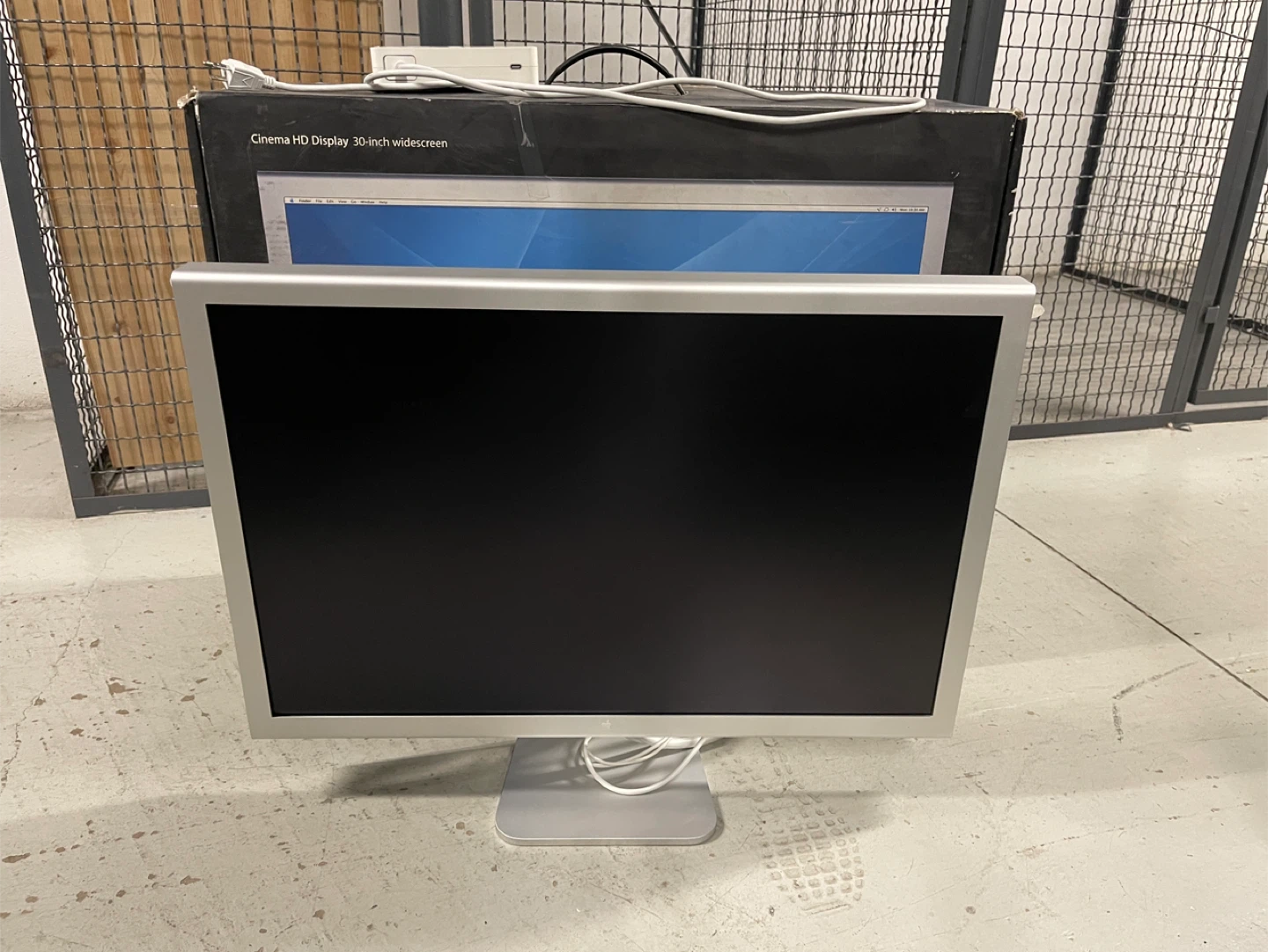 Apple Cinema Display HD 30-inch Monitor