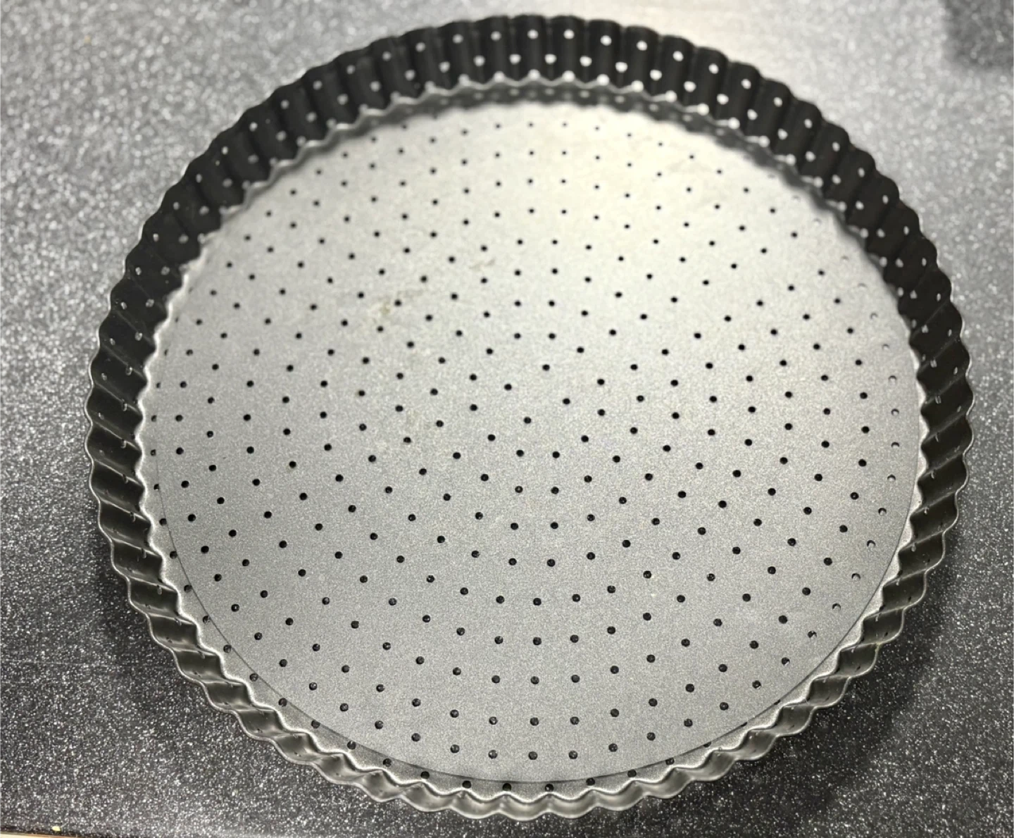 Tart Pan with Removable Bottom