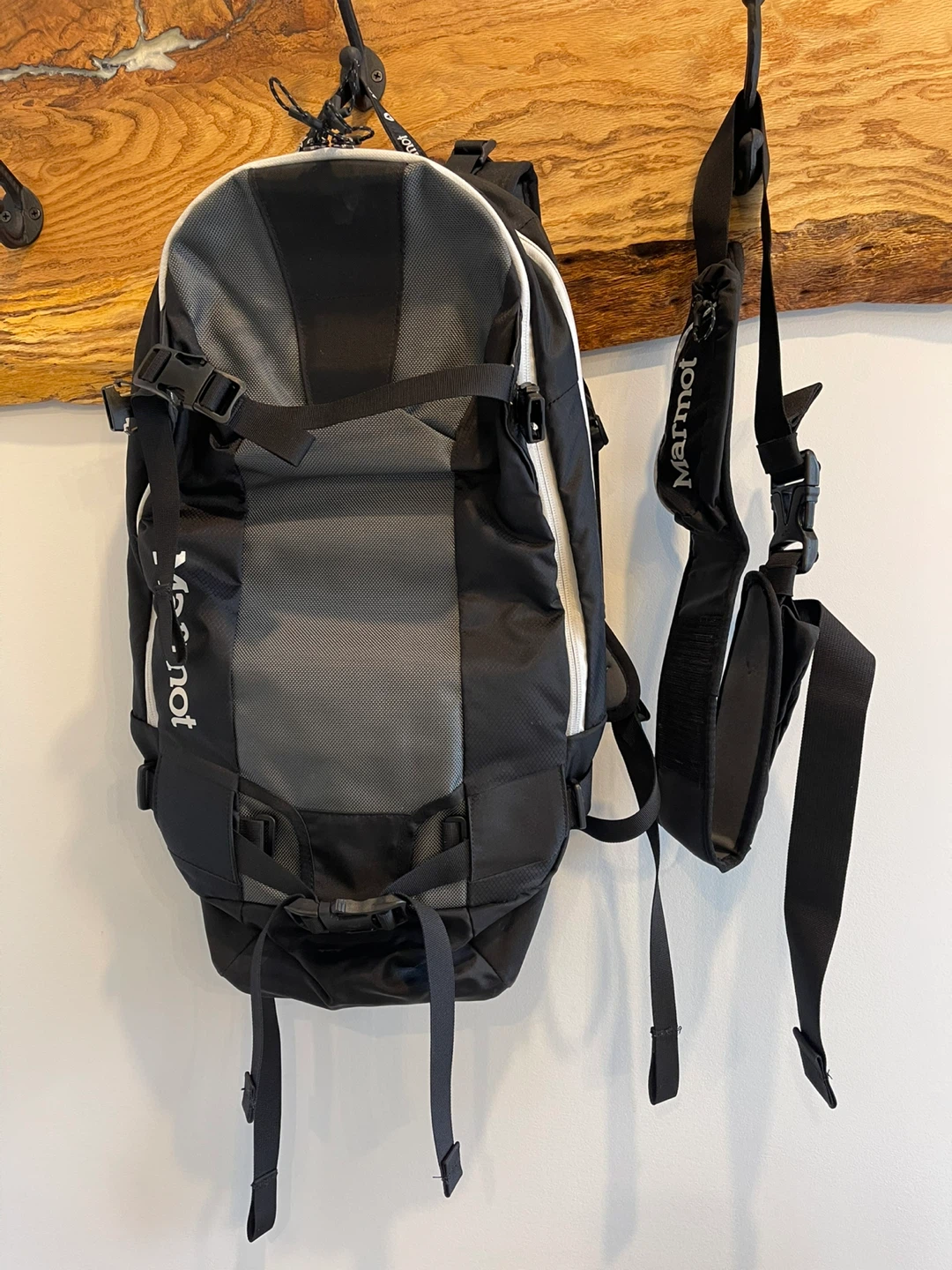 Marmot Backpack - Black & Grey