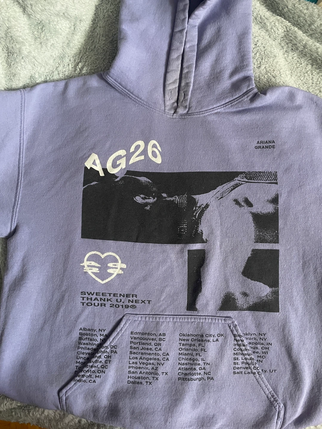 RARE Ariana Grande AG26 Sweetener Tour Hoodie