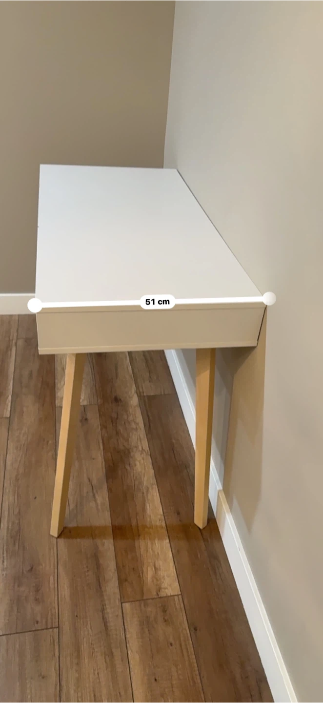 White Desk with Wooden Legs - photo 4