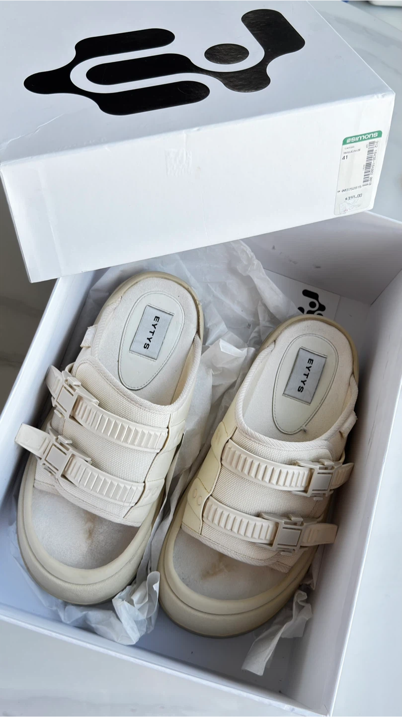 EYTYS  Off-White Capri Sandals