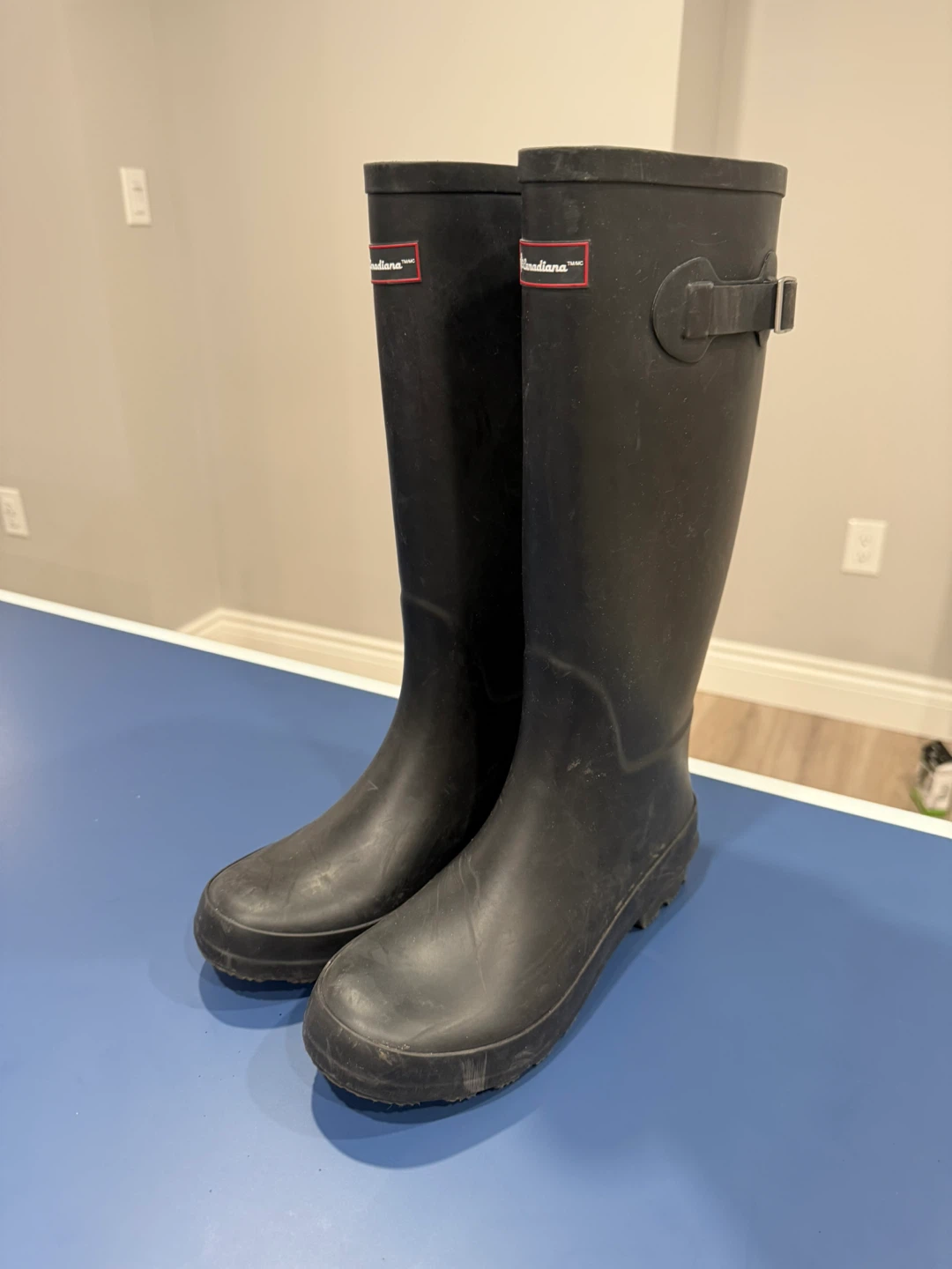 Canadiana Black Rain Boots