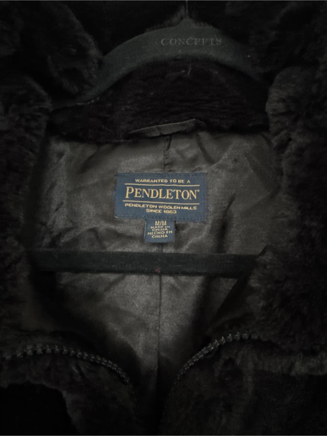 Pendleton Faux Fur Jacket - Size M/M - photo 2