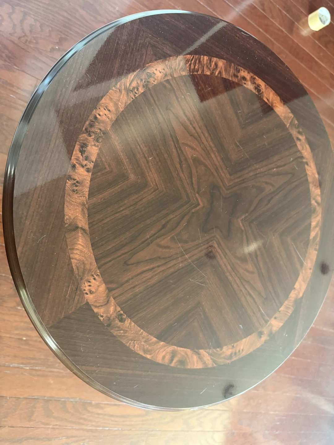 Round Dark Brown Side Table - photo 2