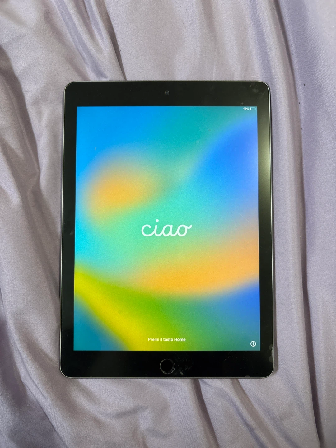 Apple iPad 6th generation - Great Condition!