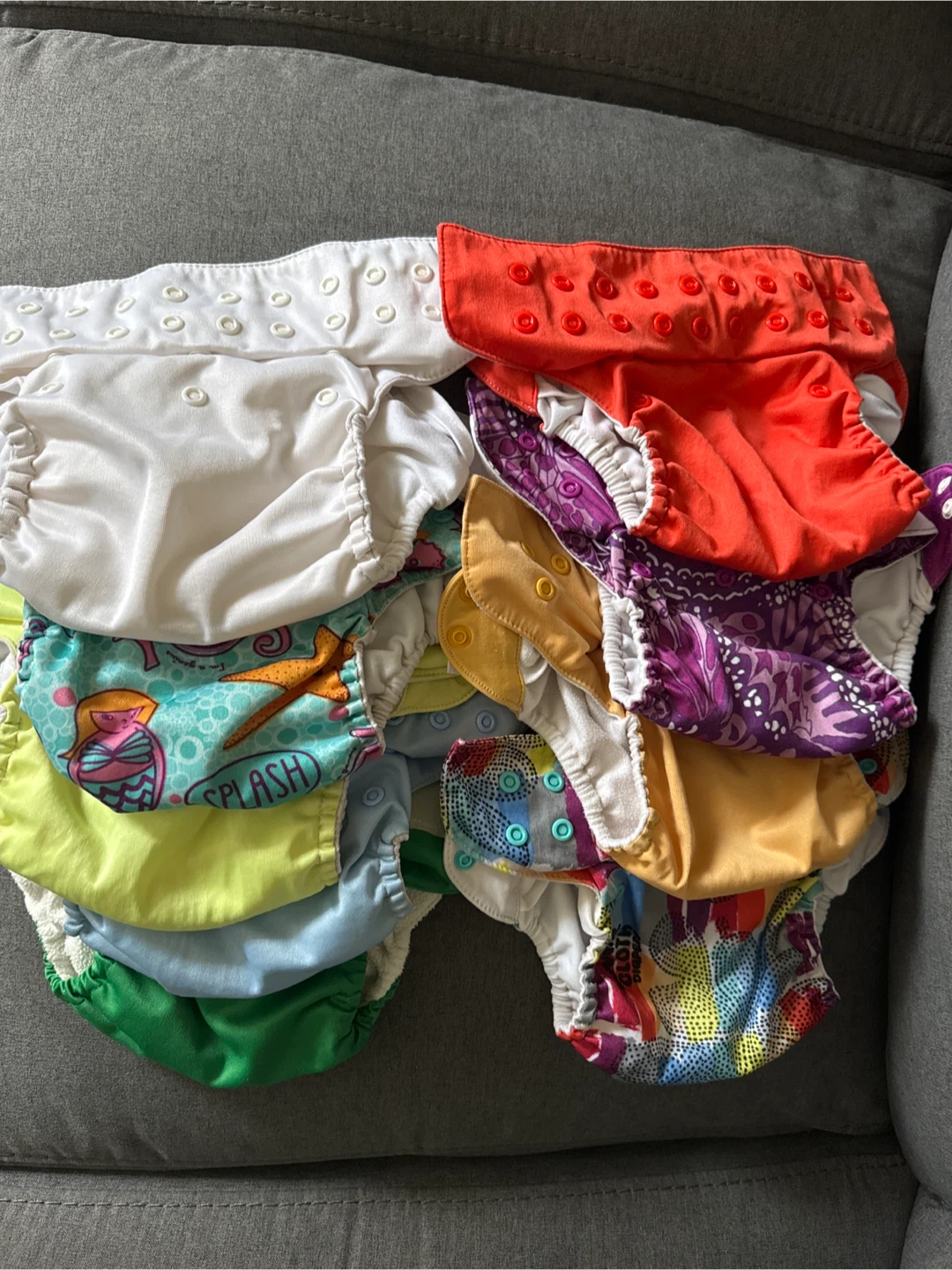10+ Cloth Diapers - BumGenius pocket and AIO styles