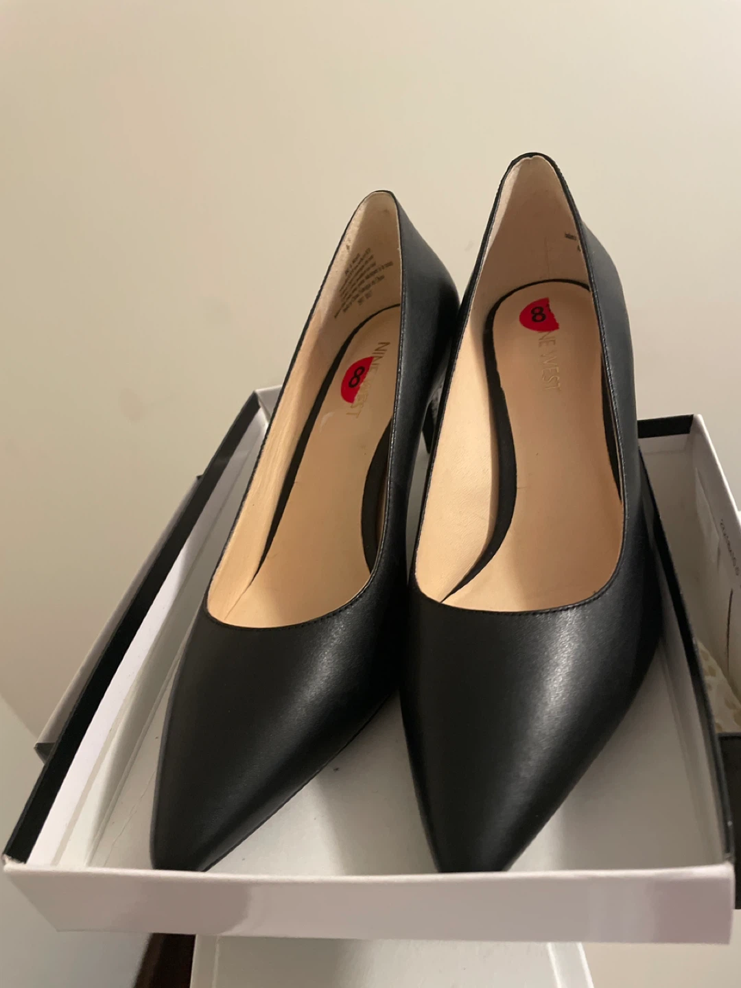 Brand new Nine West Black Leather Heels - Size 8 - photo 3