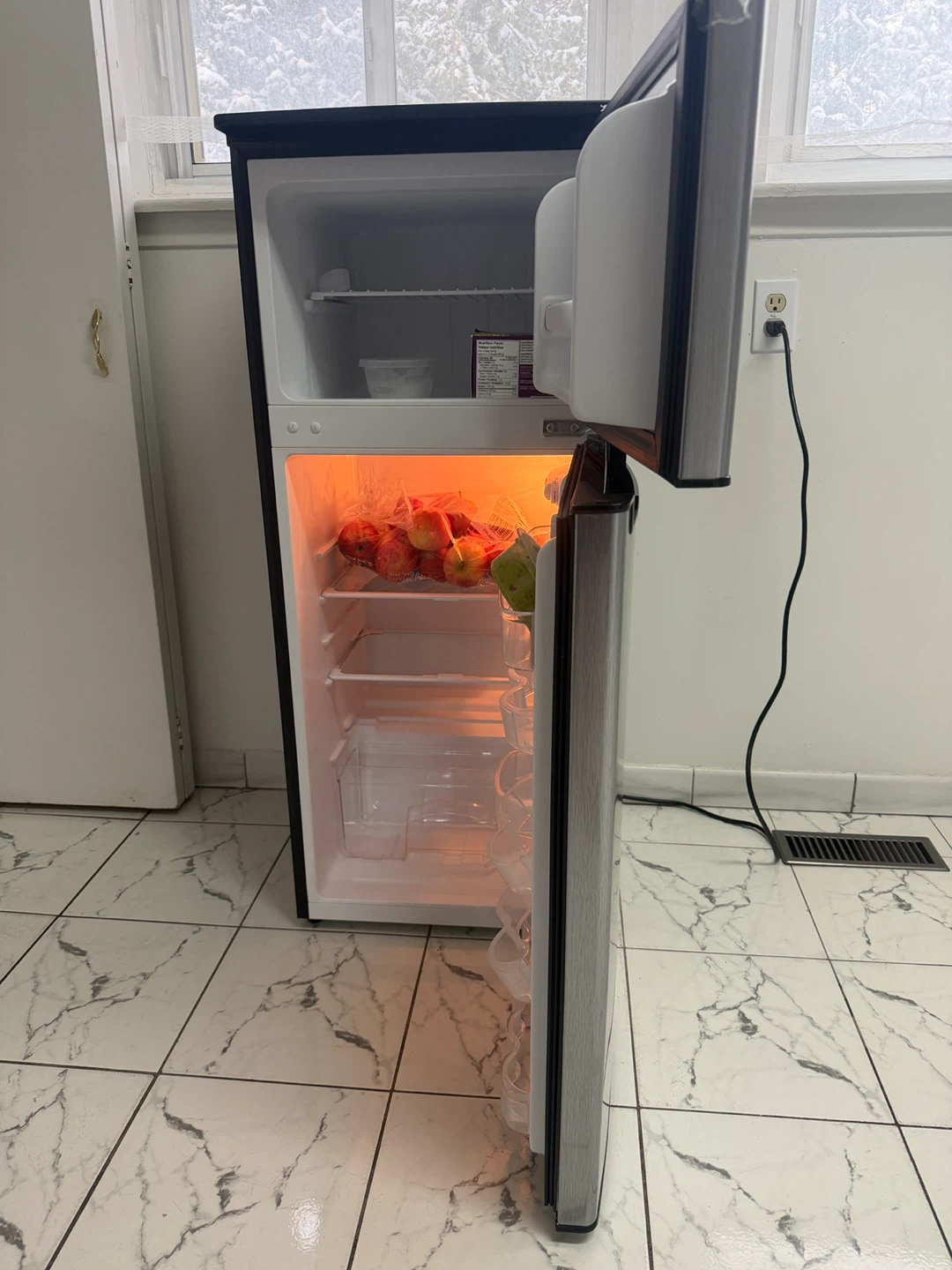 Magic Chef Compact Mini Fridge - Black - photo 2