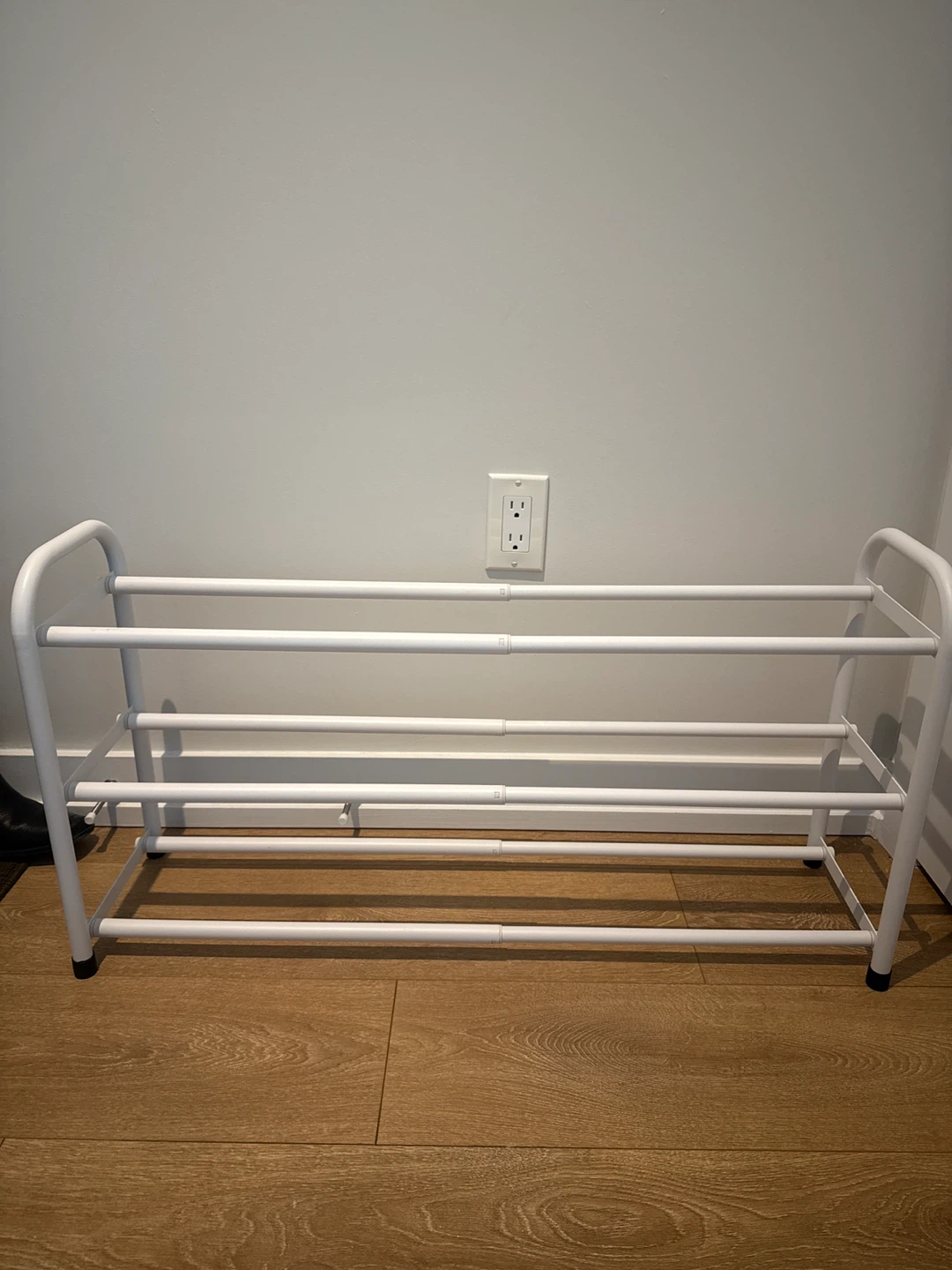 White Metal Shoe Rack - expandable