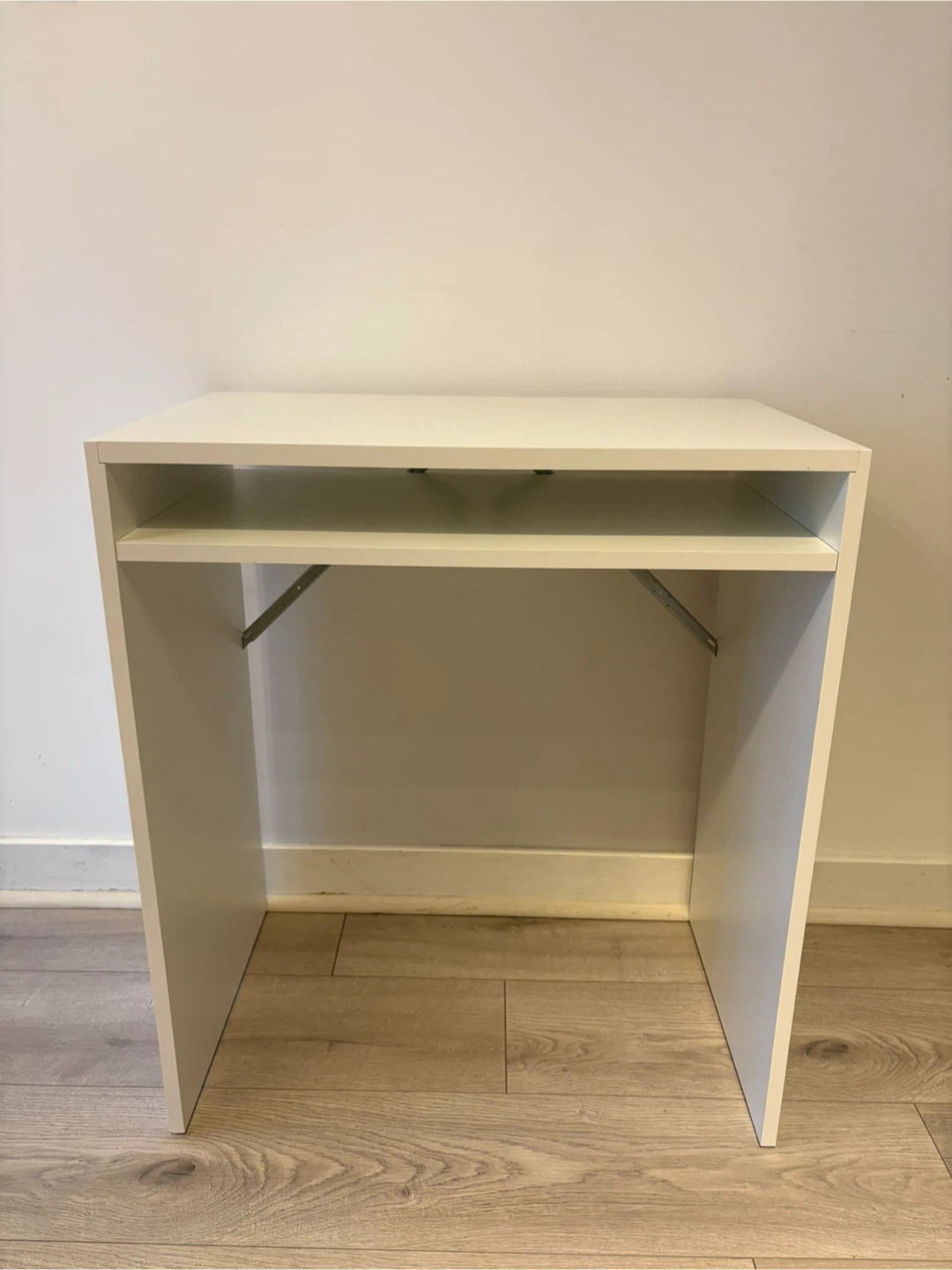 White Desk
