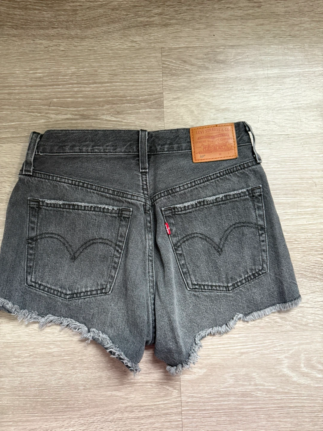Levi's 501 Black Denim Shorts - photo 2