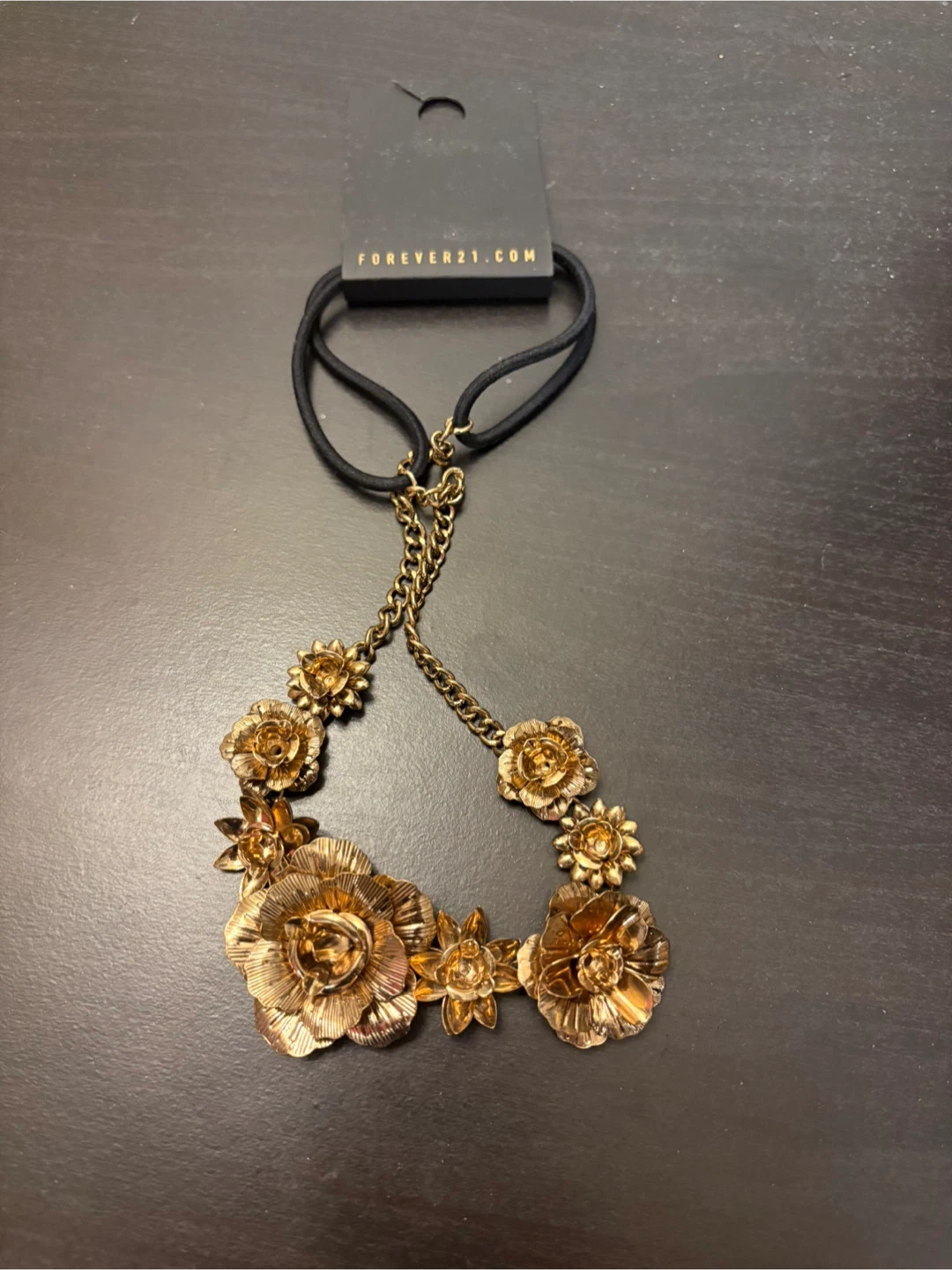 Forever 21 Floral Gold Necklace