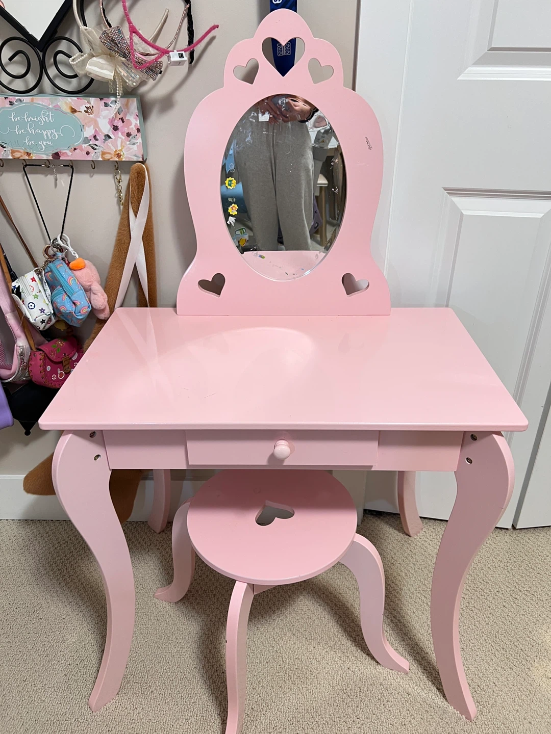 Pink Kids Vanity Table with Stool❤️