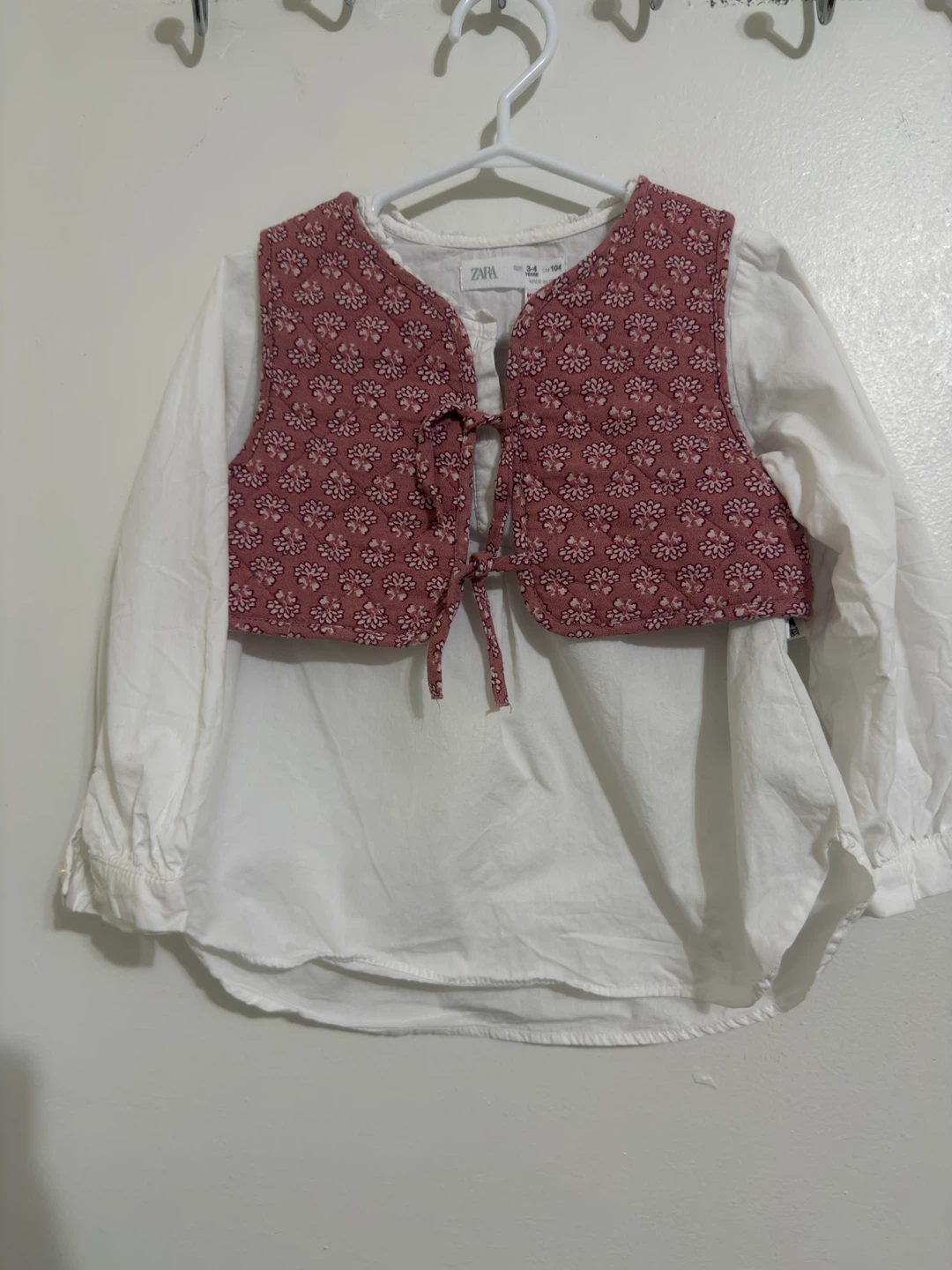 Zara Girl's Top & Vest Set, Size 3-4