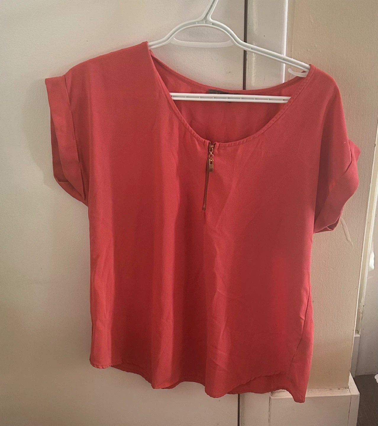 Suzy Shier Coral Blouse - Size L