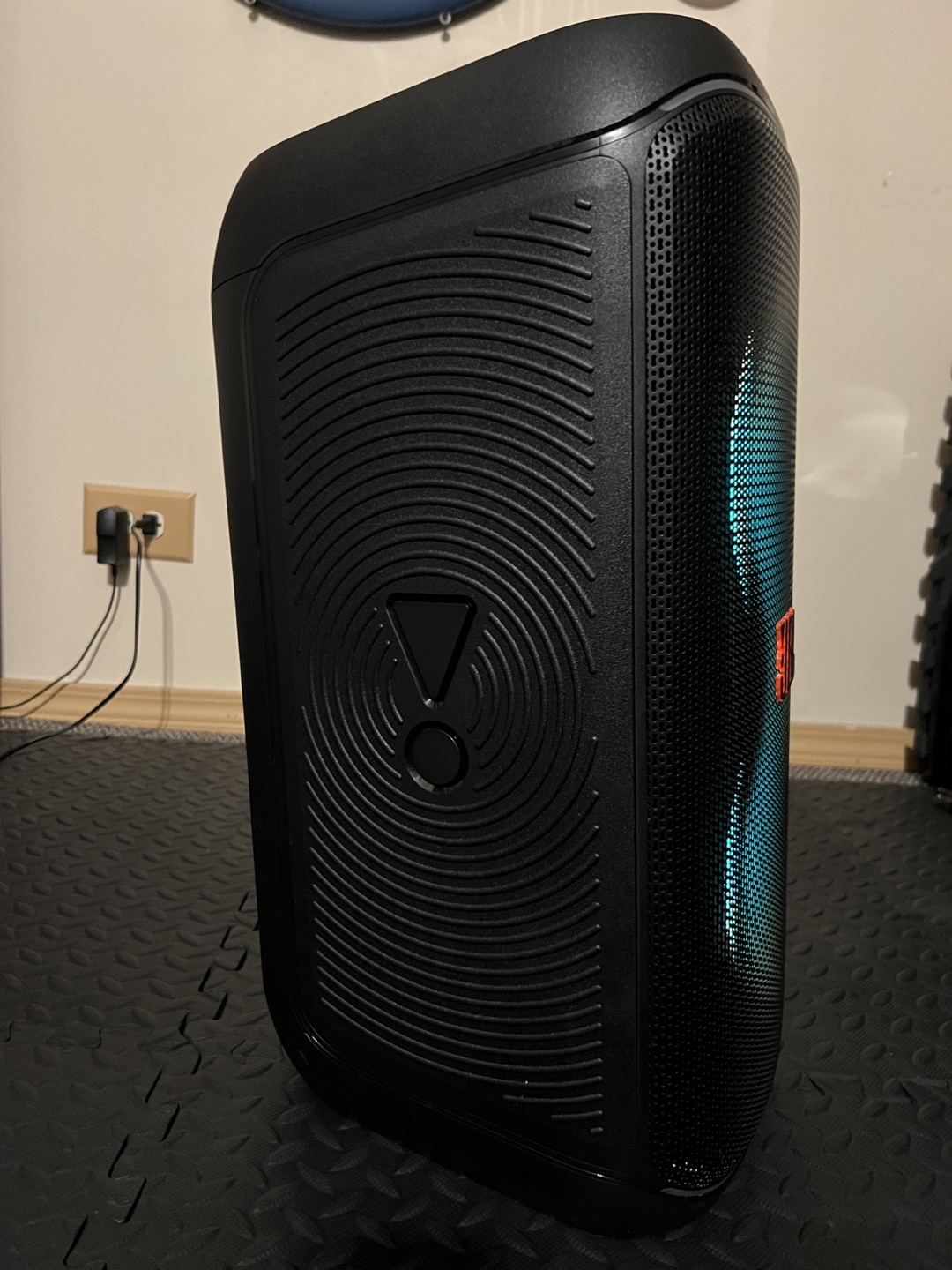 JBL Partybox Club 120 w/ Free Mic - photo 5