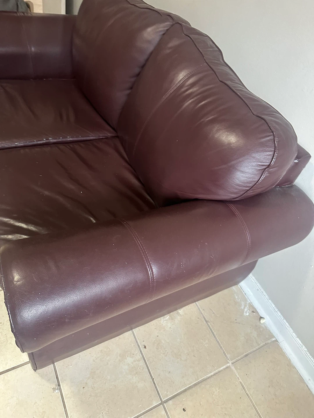 Burgundy Leather Loveseat - photo 5