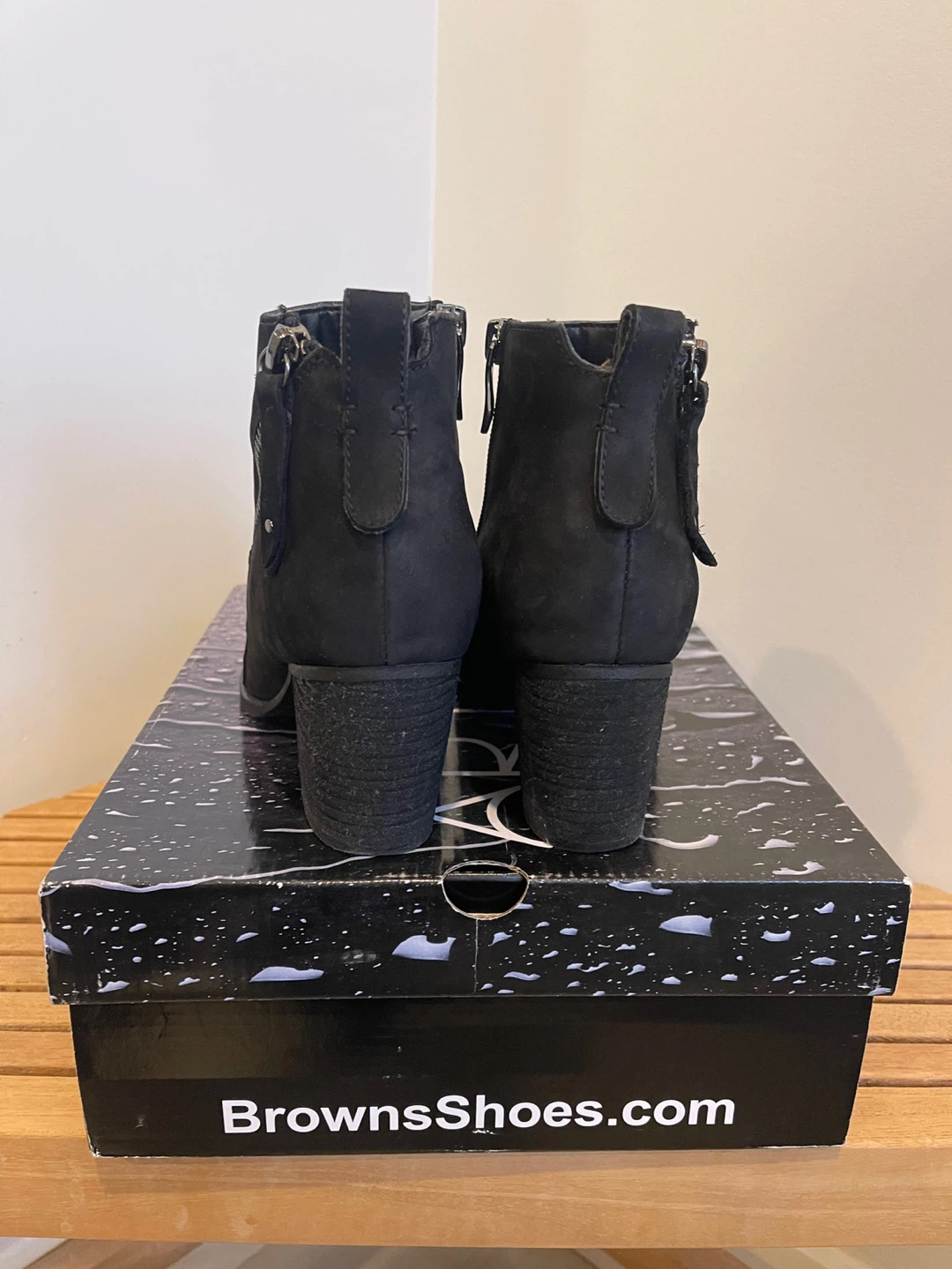Browns Artica Nidiaa Black Nubuck Waterproof Boots - Size 7 - photo 3