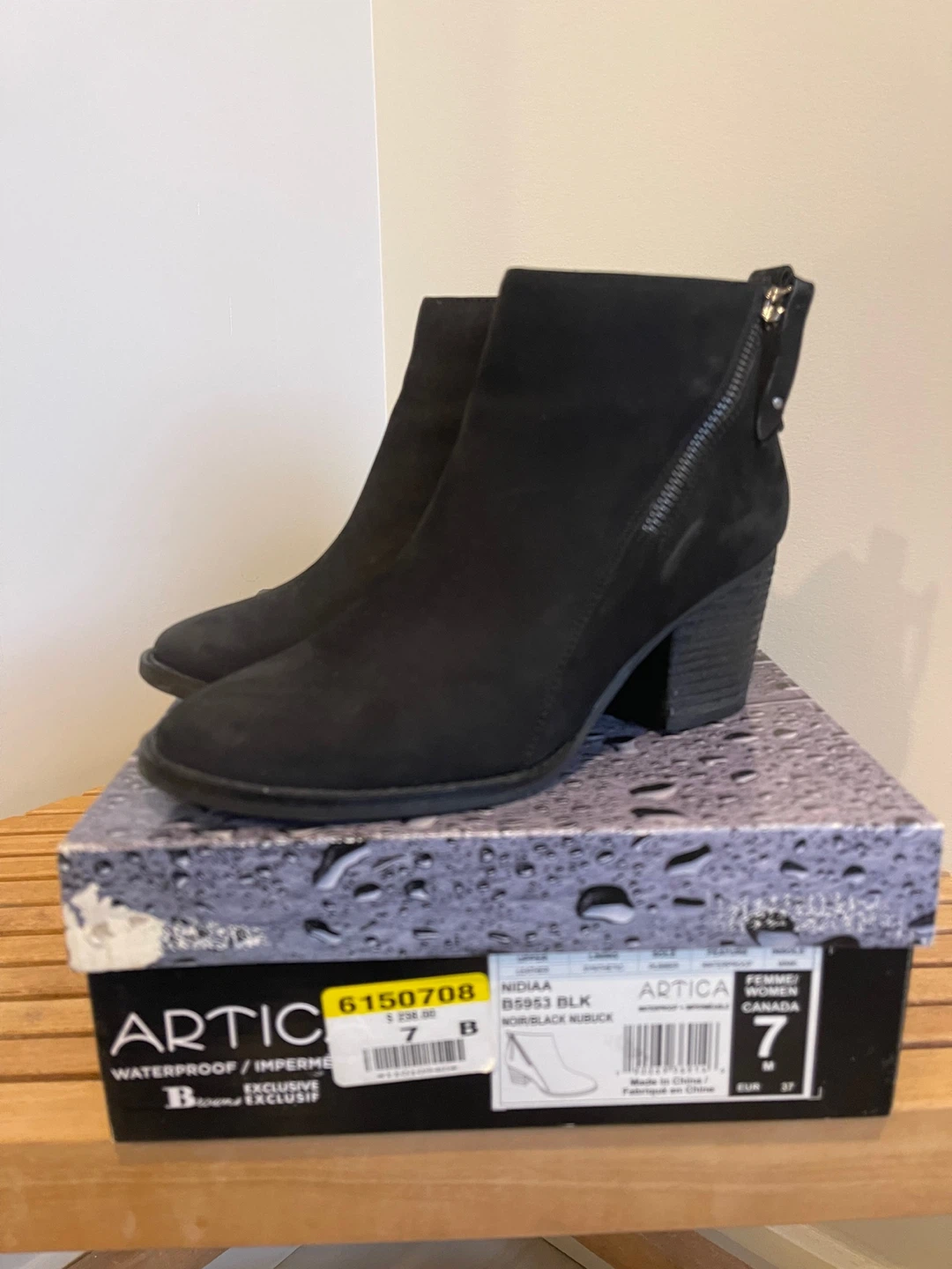 Browns Artica Nidiaa Black Nubuck Waterproof Boots - Size 7 - photo 4