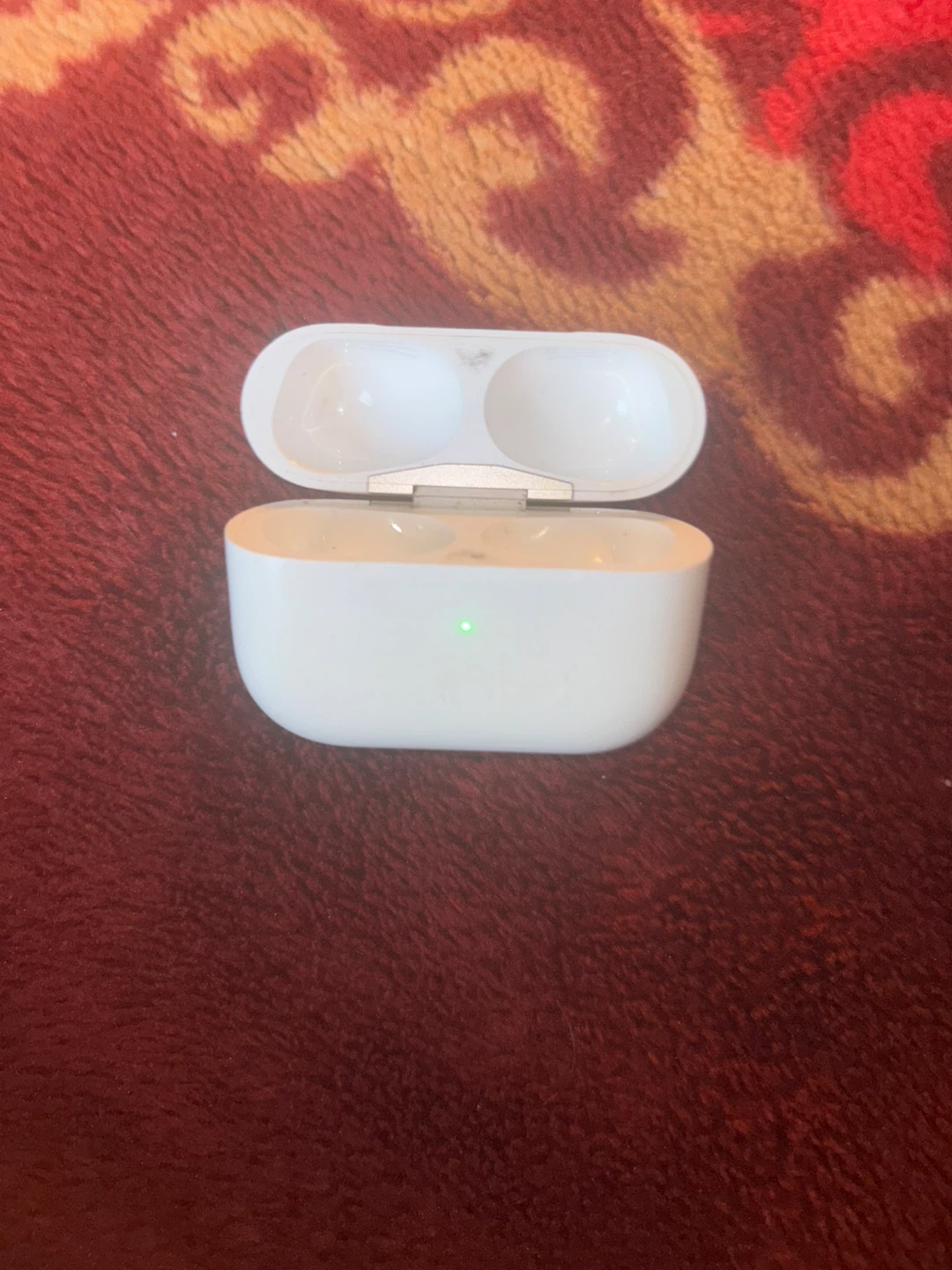 Apple AirPods Pro Case - photo 3