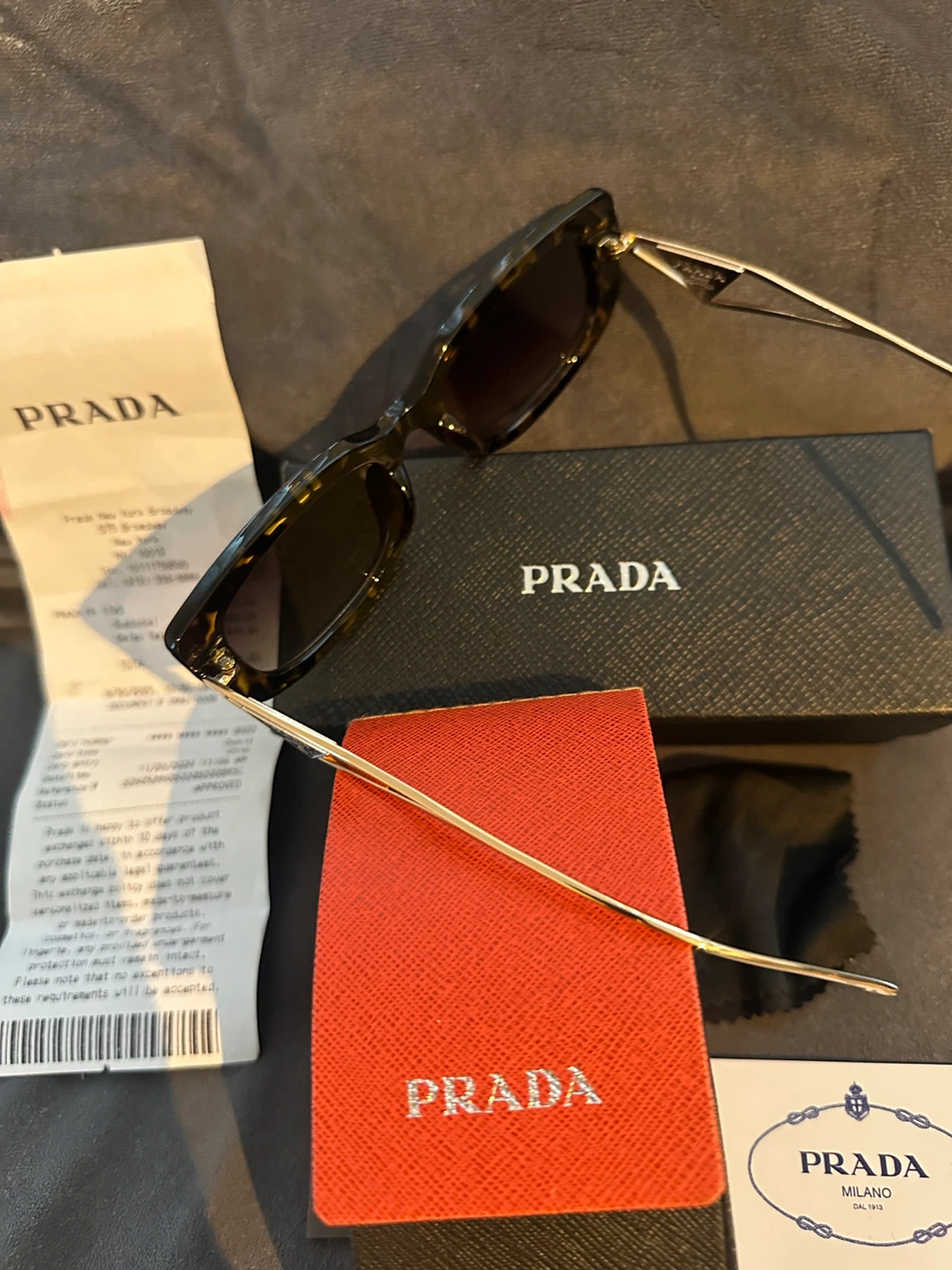 Prada PR 17US Tortoise Sunglasses - Like New! - photo 5