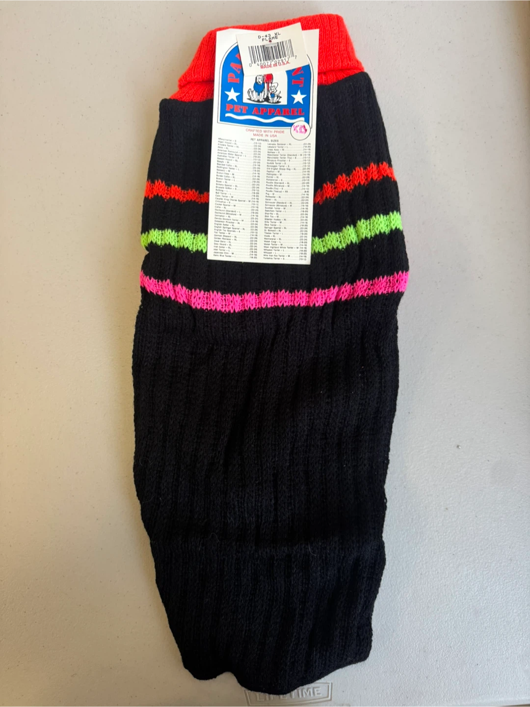 New Pet Apparel Sweater - Size M - photo 3