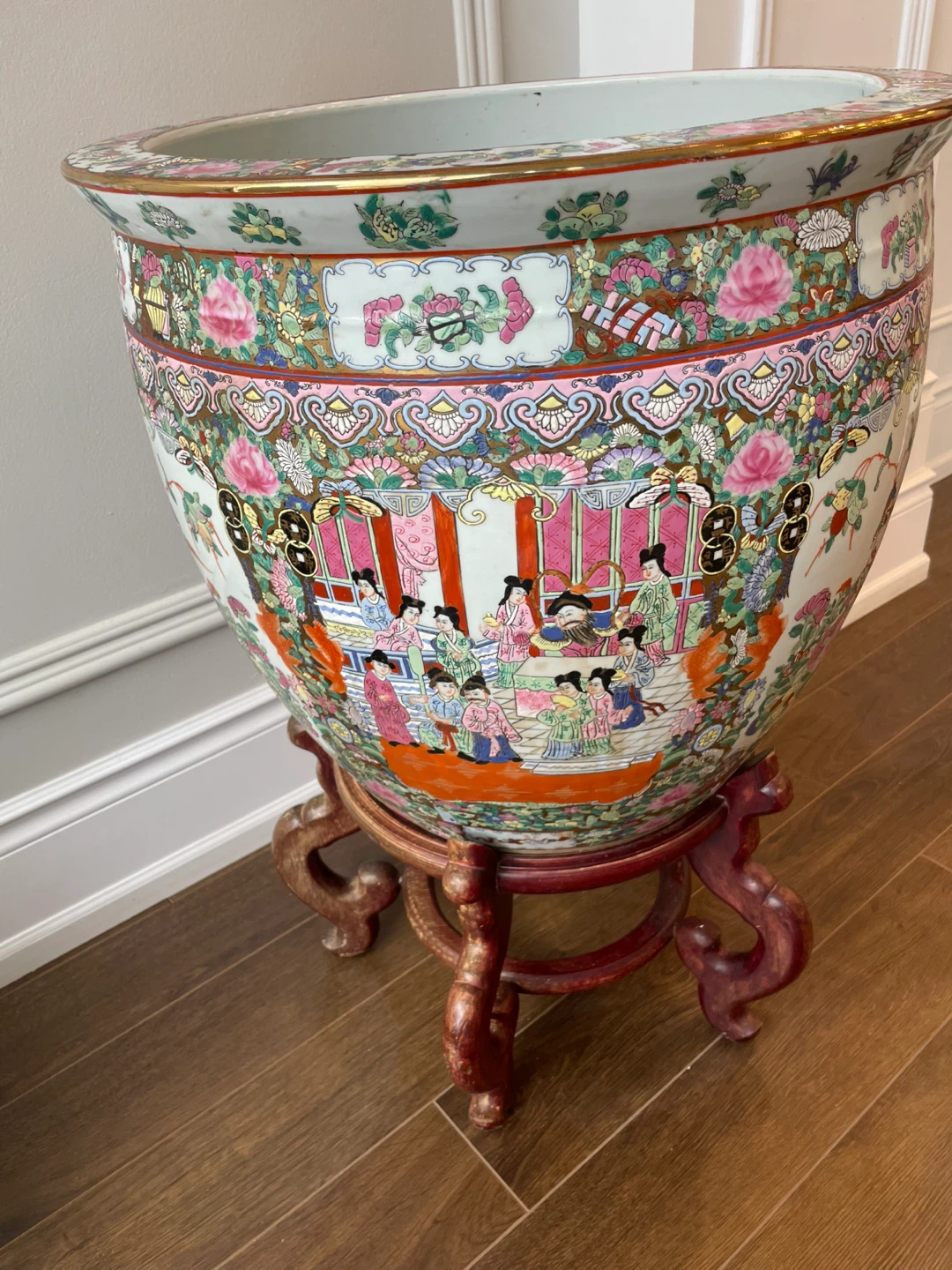 Large porcelain pot - photo 4