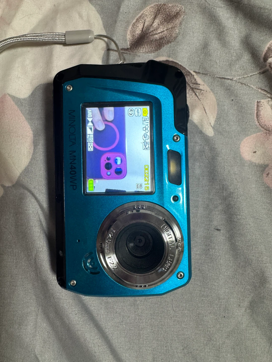 Minolta MN40WP 48.0 MP Digital Camera
