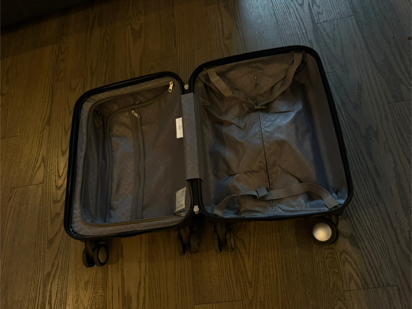 Samsonite Black Carry-On Luggage - photo 3