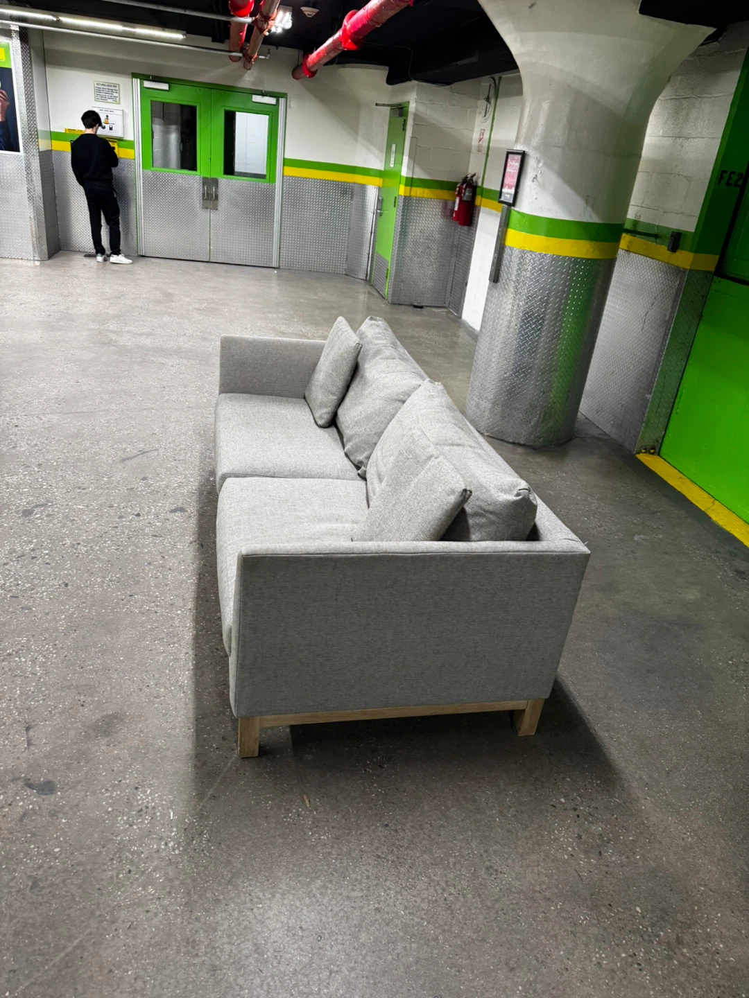 ABC Carpet & Home Cobble Hill Sofa -FREE DELIVERY - photo 3