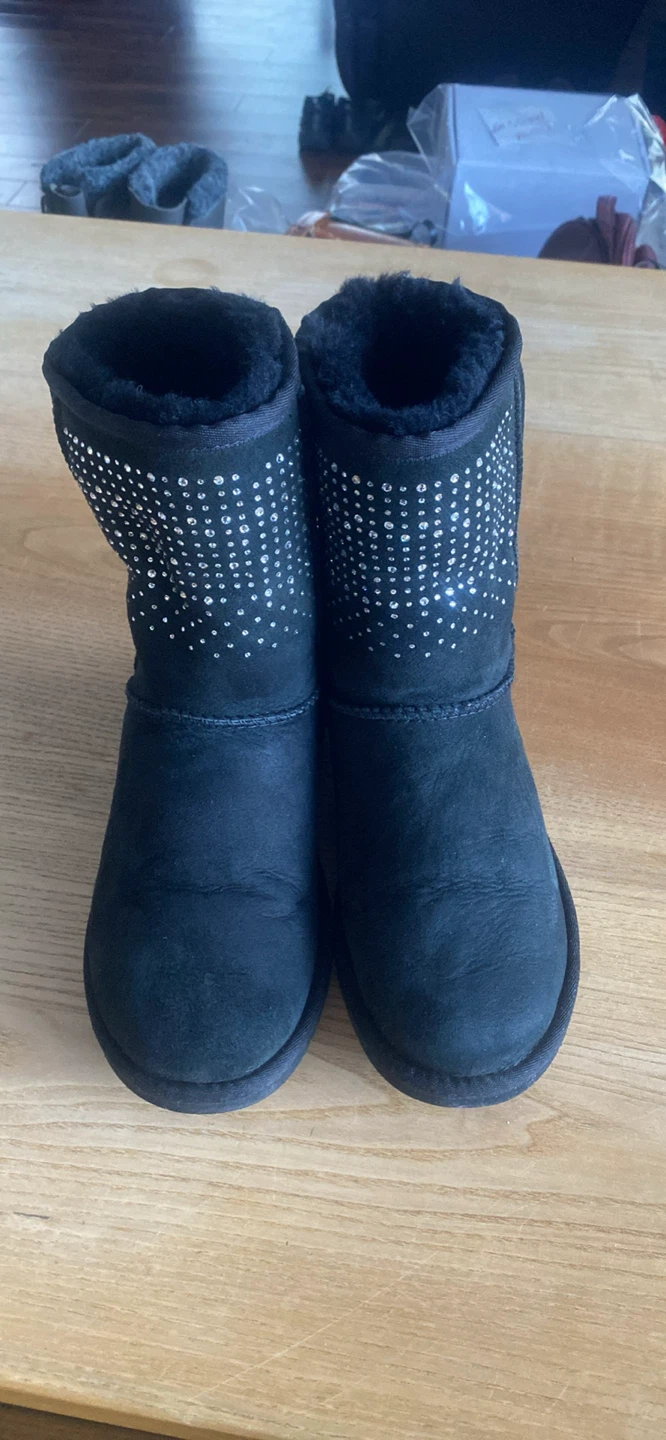 UGG Boots - Black, Size 7