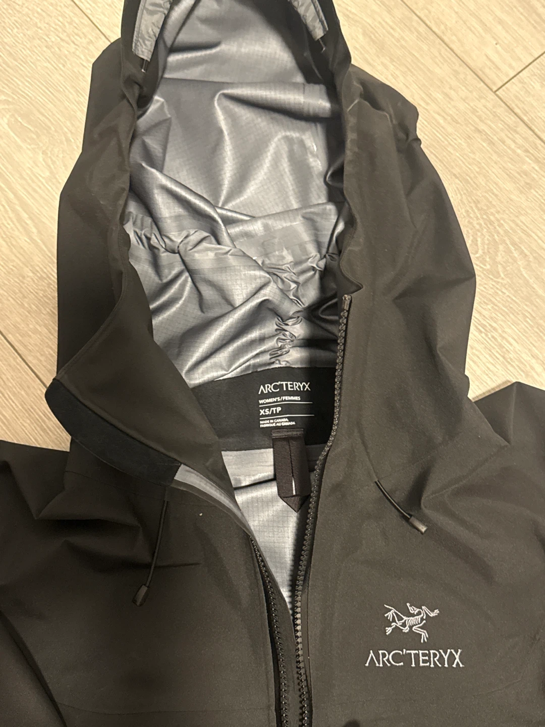 Arc'teryx Alpha SV Women's Jacket - XS - photo 3