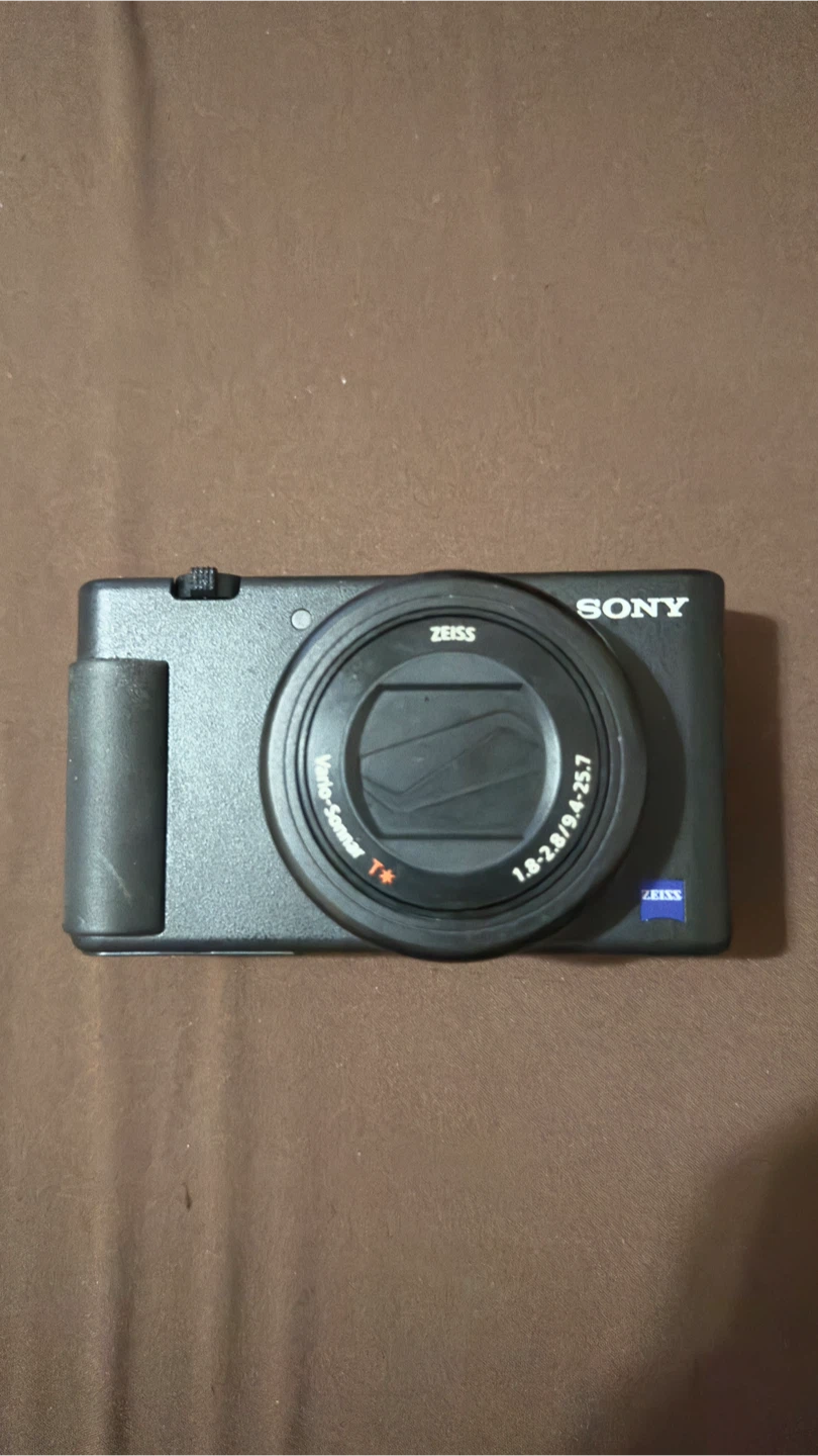Sony ZV-1 Digital Camera - Great Condition!